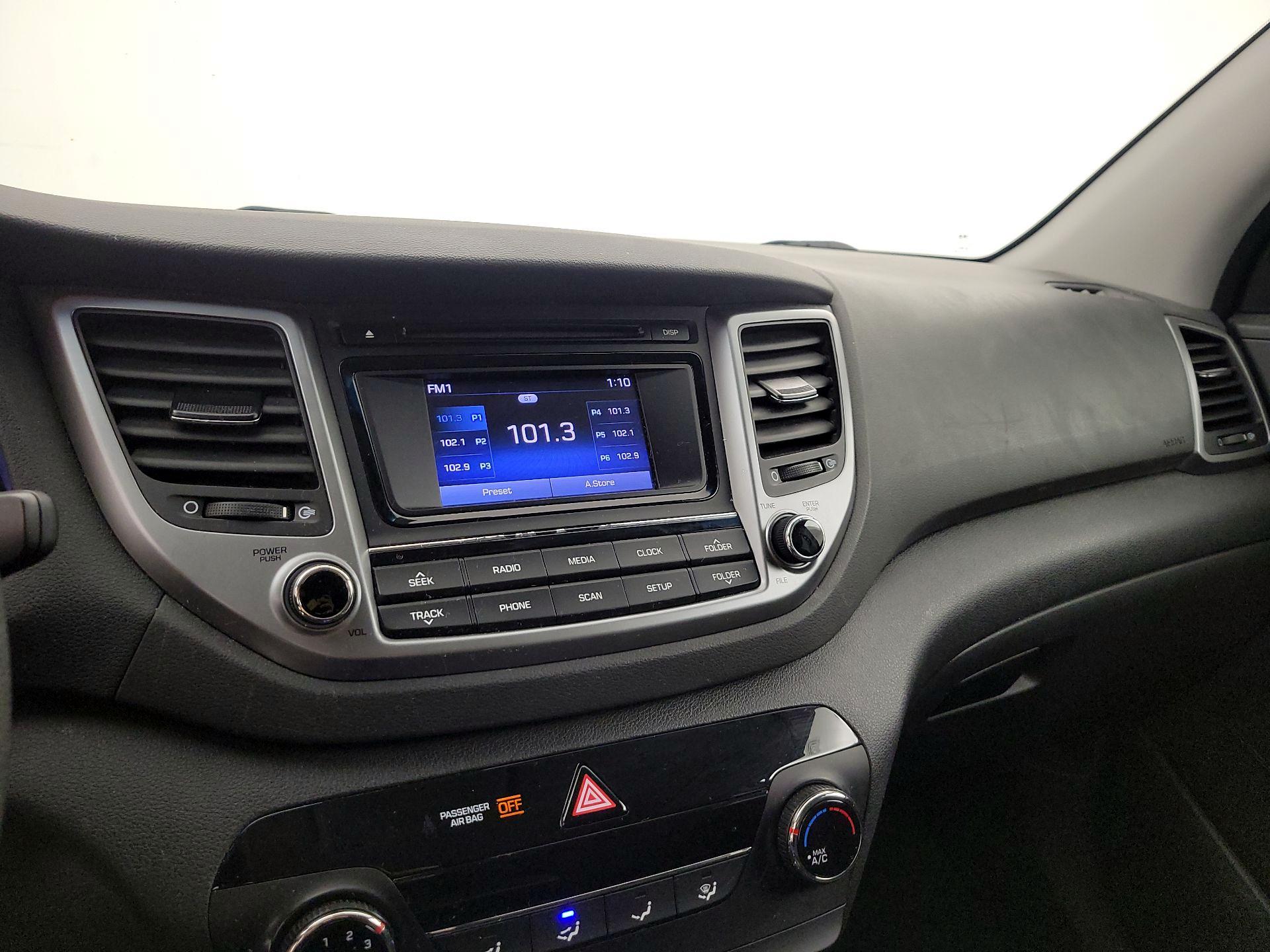 Thumbnail: 2018 Hyundai Tucson - 15