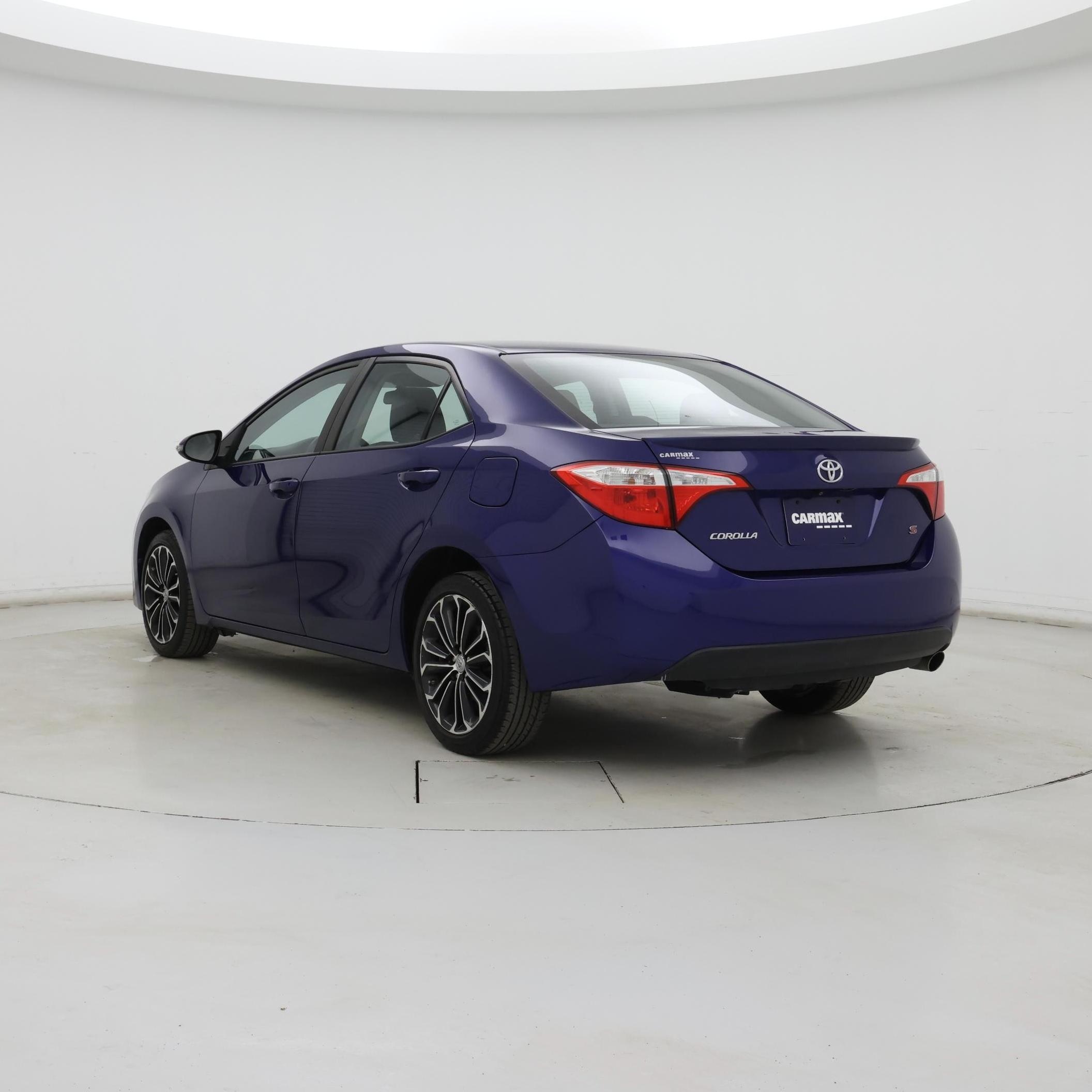 Thumbnail: 2015 Toyota Corolla - 2