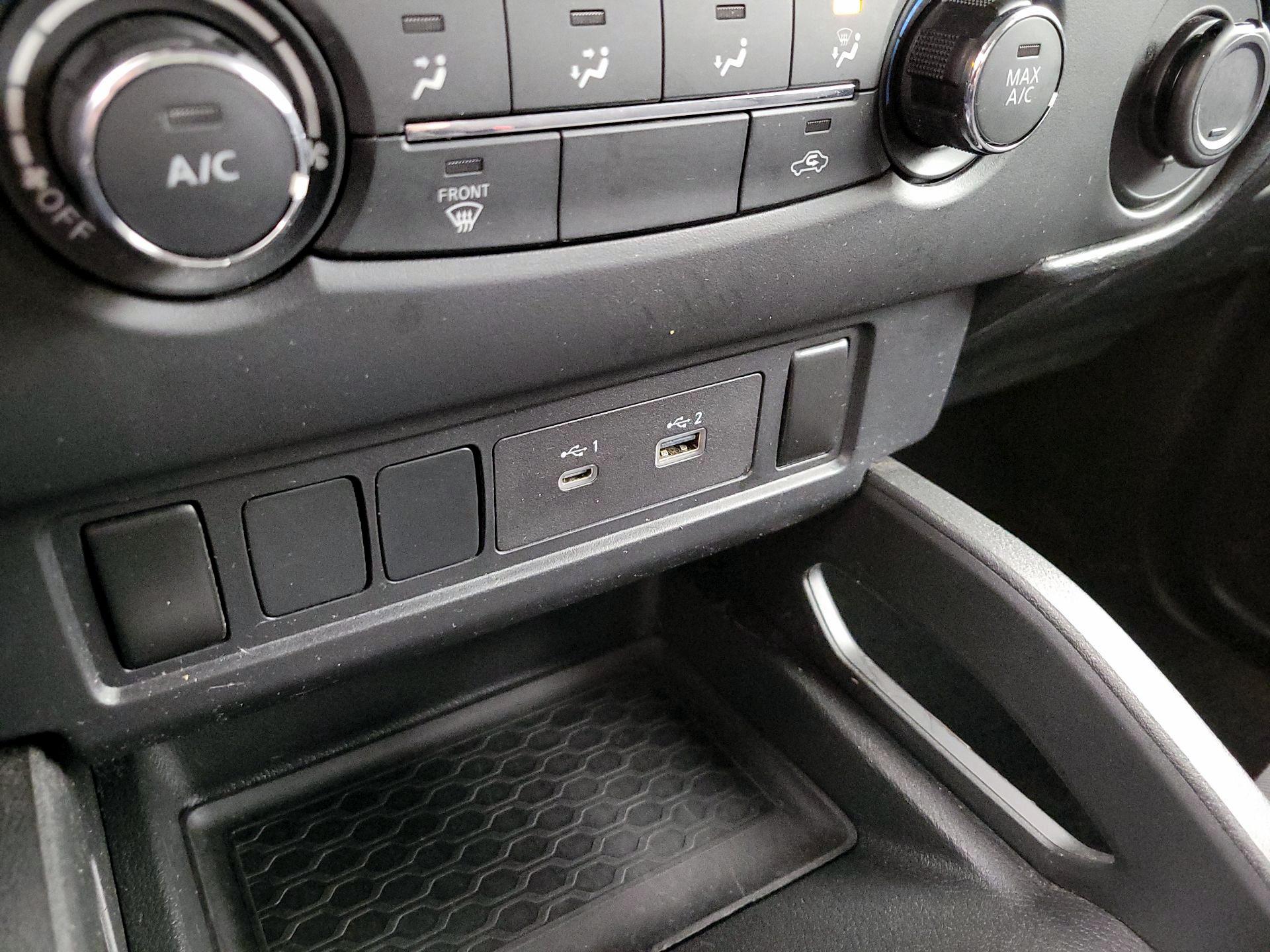 Thumbnail: 2023 Nissan Frontier - 18