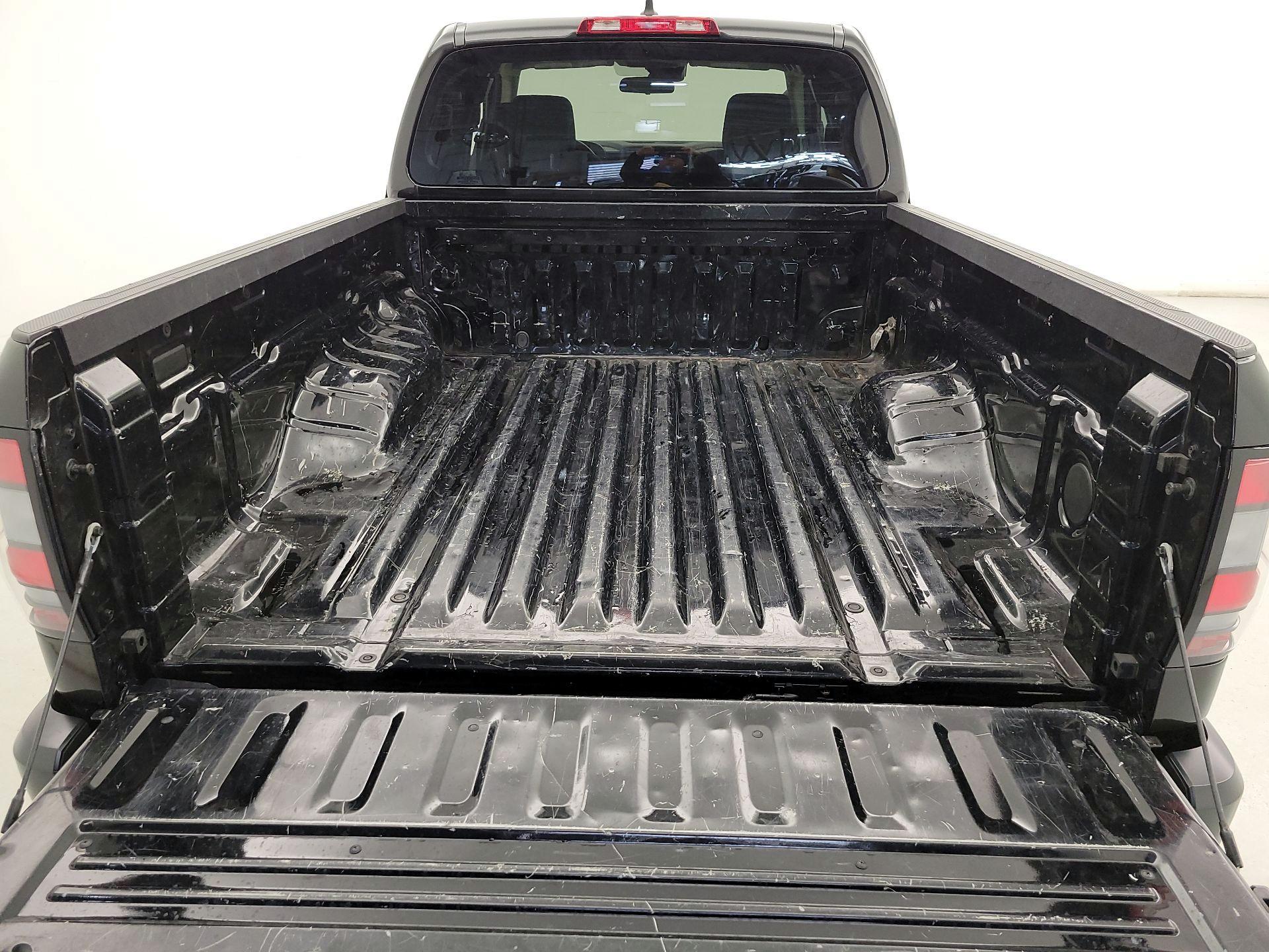 Thumbnail: 2023 Nissan Frontier - 20