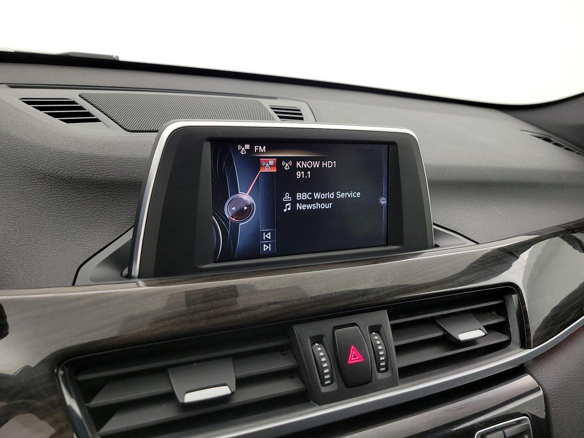 Thumbnail: 2017 BMW X1 - 16