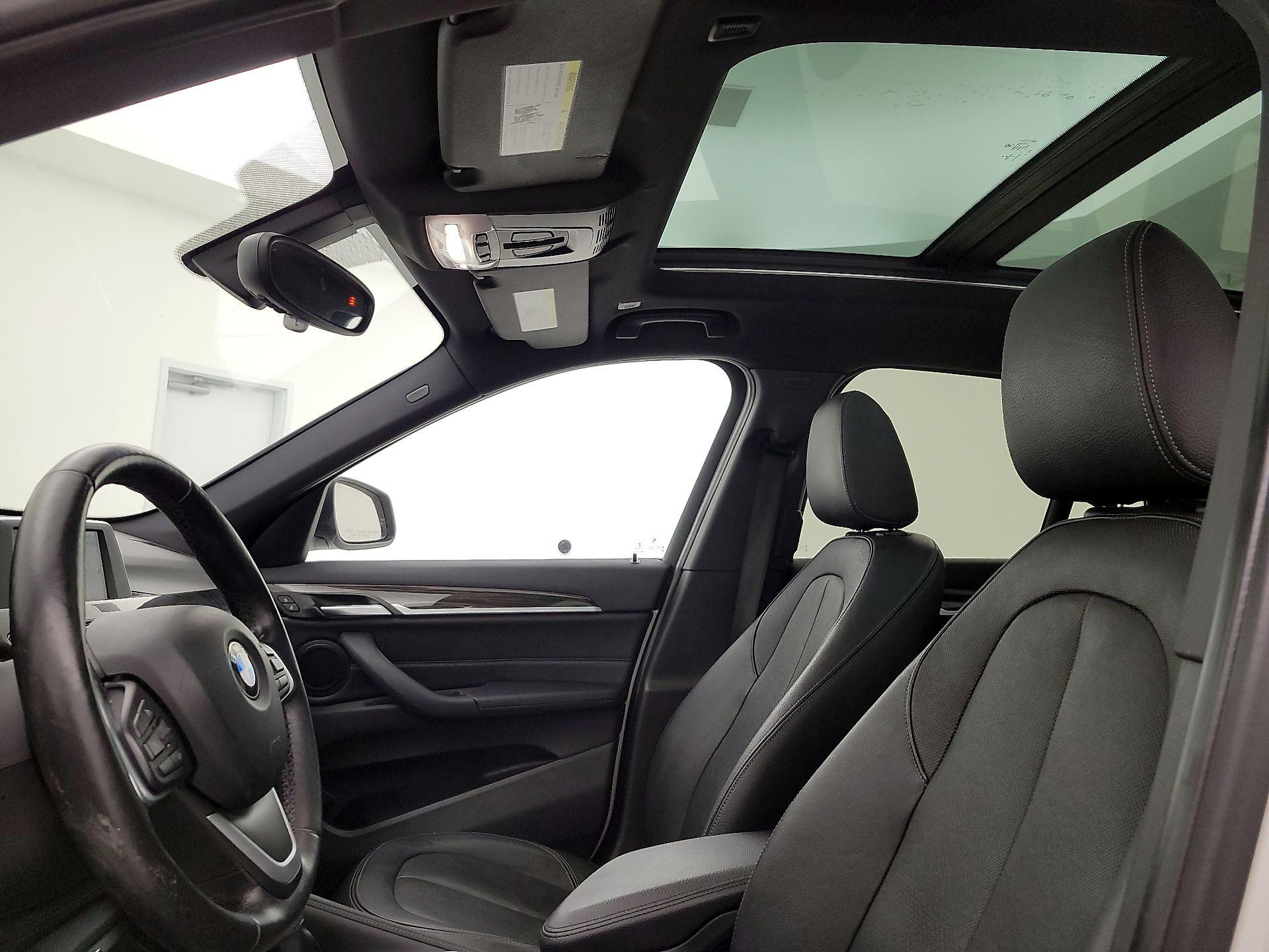 Thumbnail: 2017 BMW X1 - 20