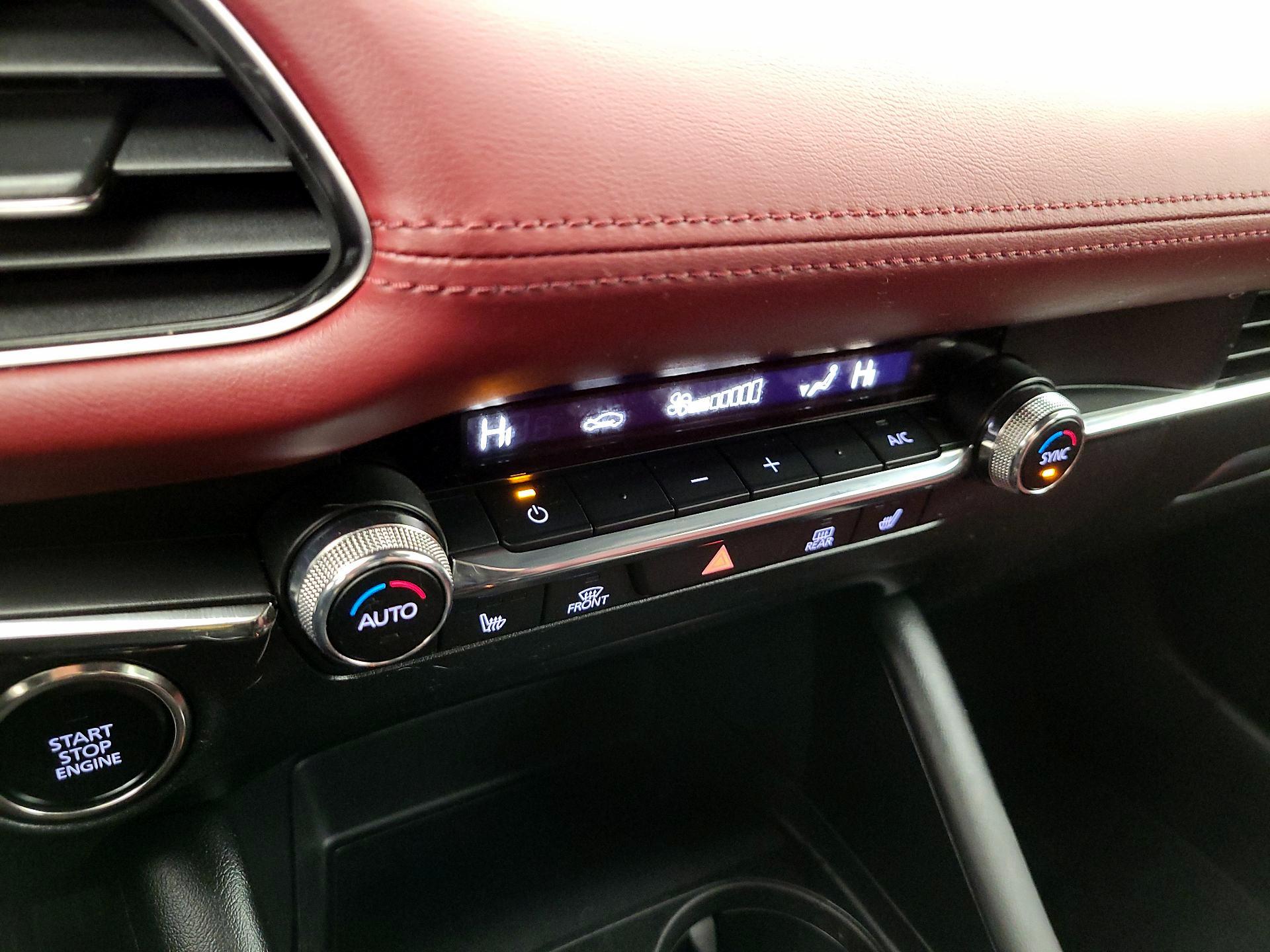 Thumbnail: 2023 Mazda Mazda3 - 17