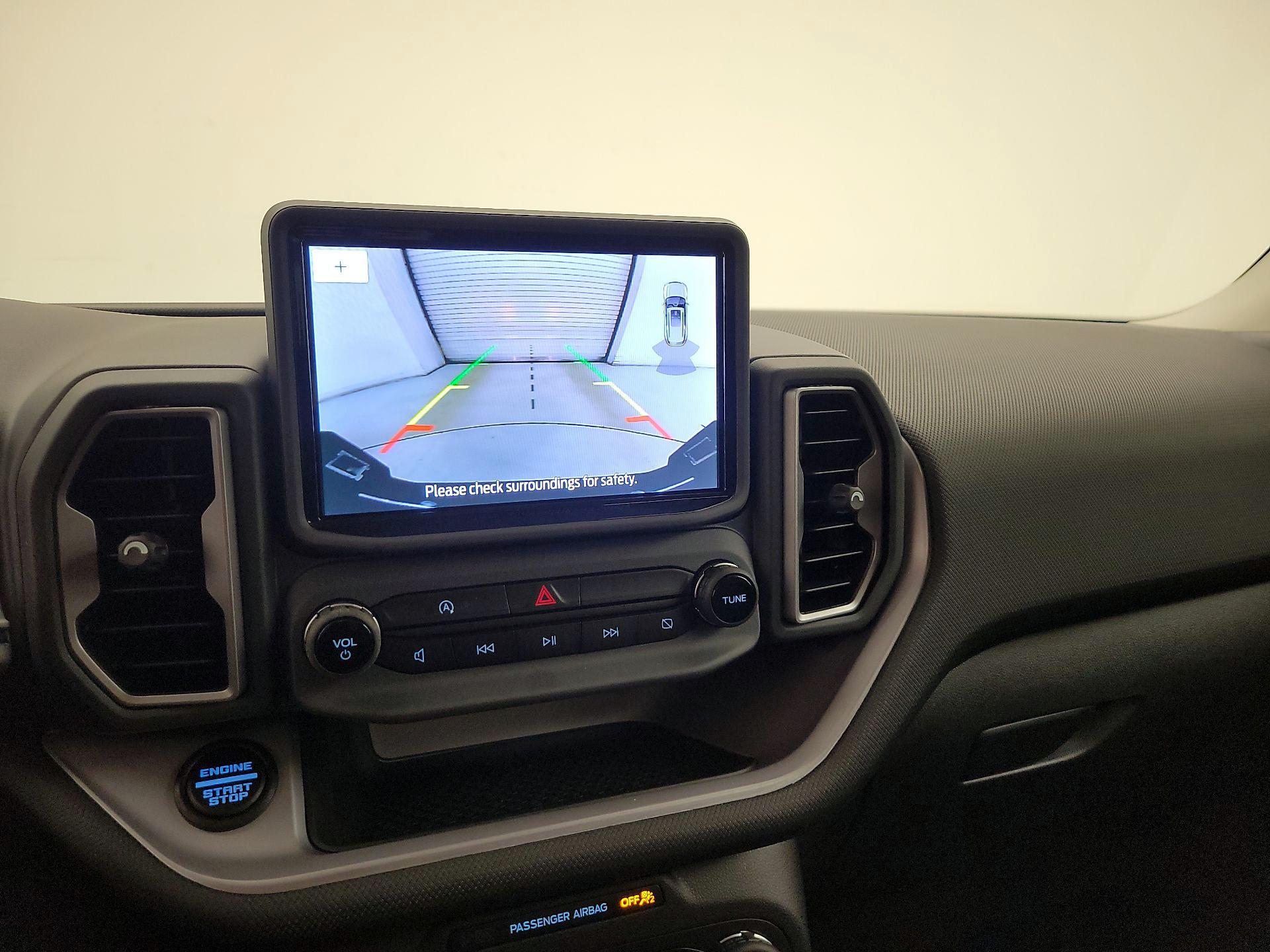 Thumbnail: 2023 Ford Bronco Sport - 14