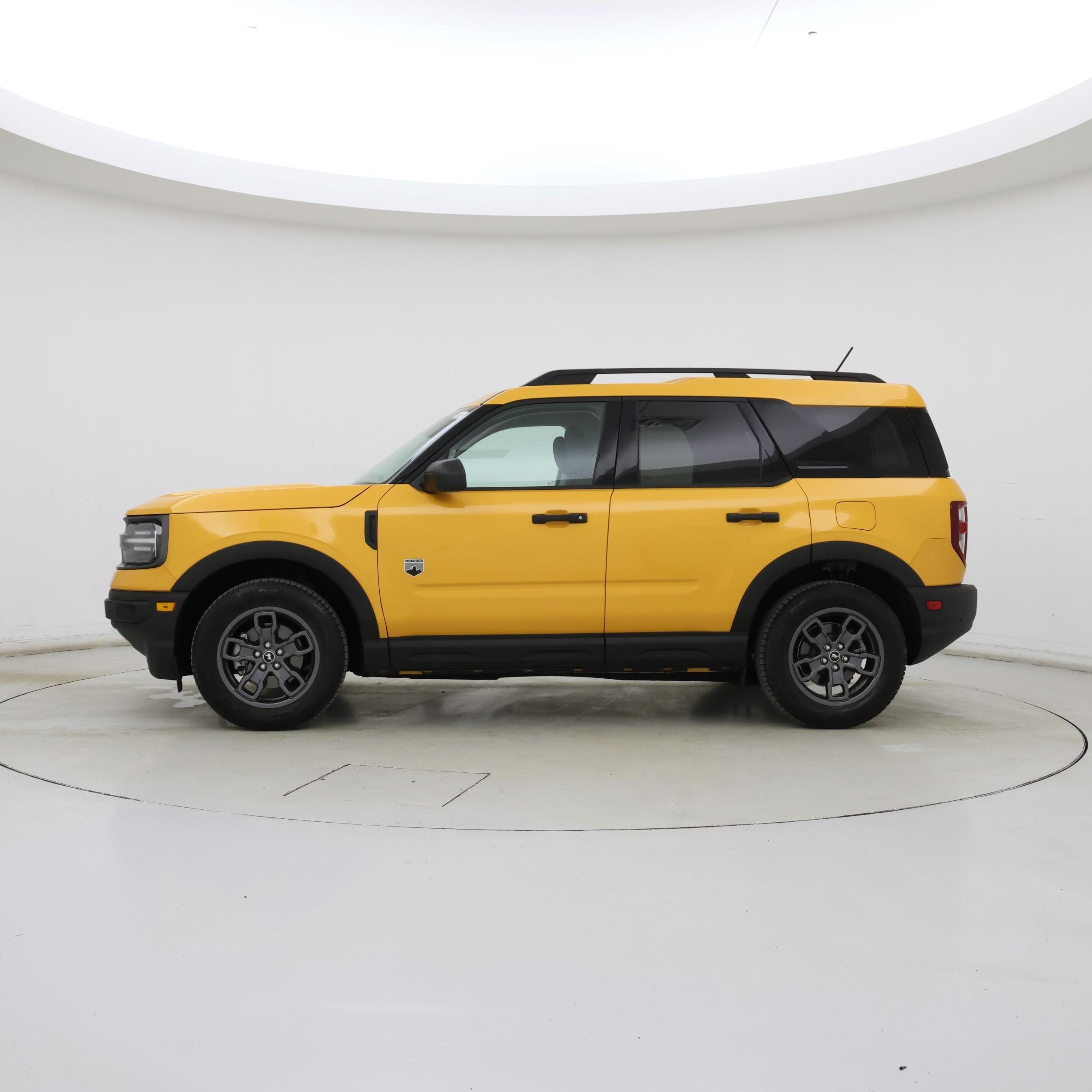 Thumbnail: 2023 Ford Bronco Sport - 3