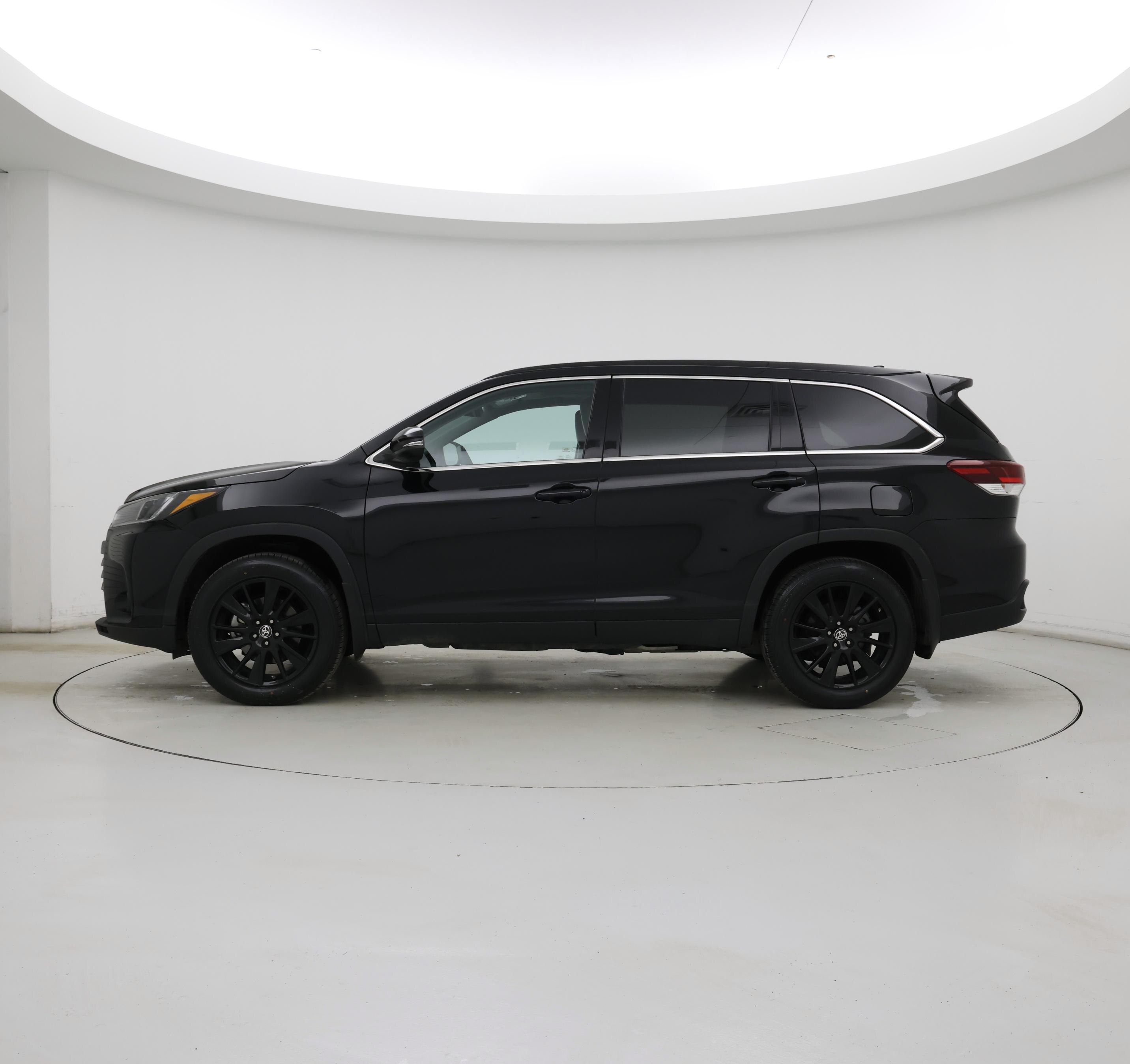 Thumbnail: 2019 Toyota Highlander - 3