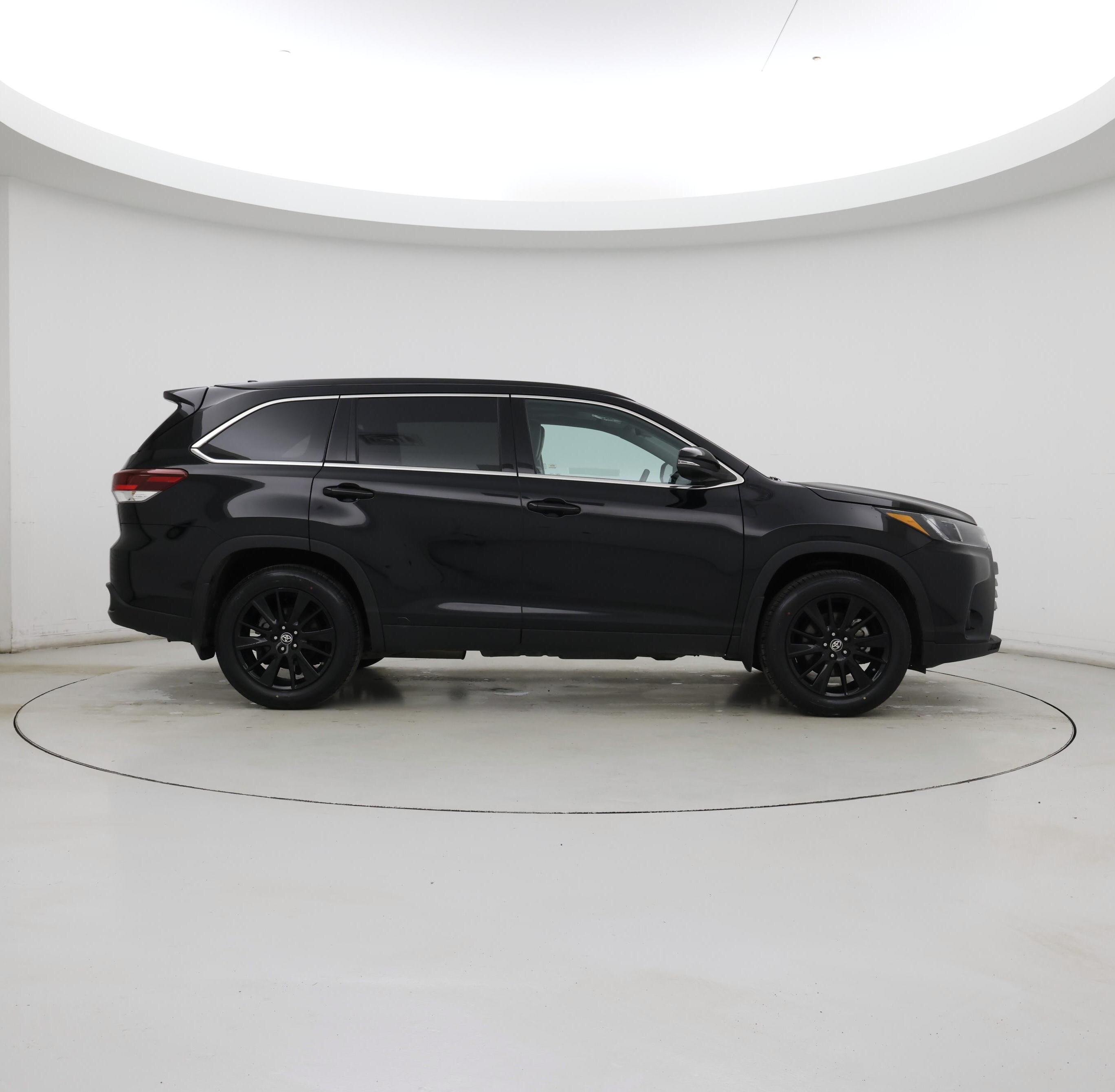 Thumbnail: 2019 Toyota Highlander - 7