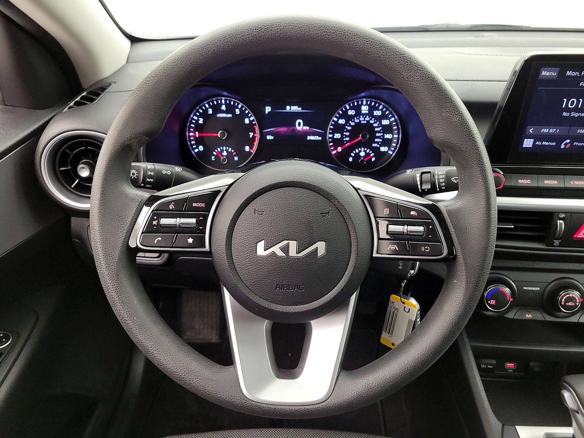 Thumbnail: 2024 Kia Forte - 10