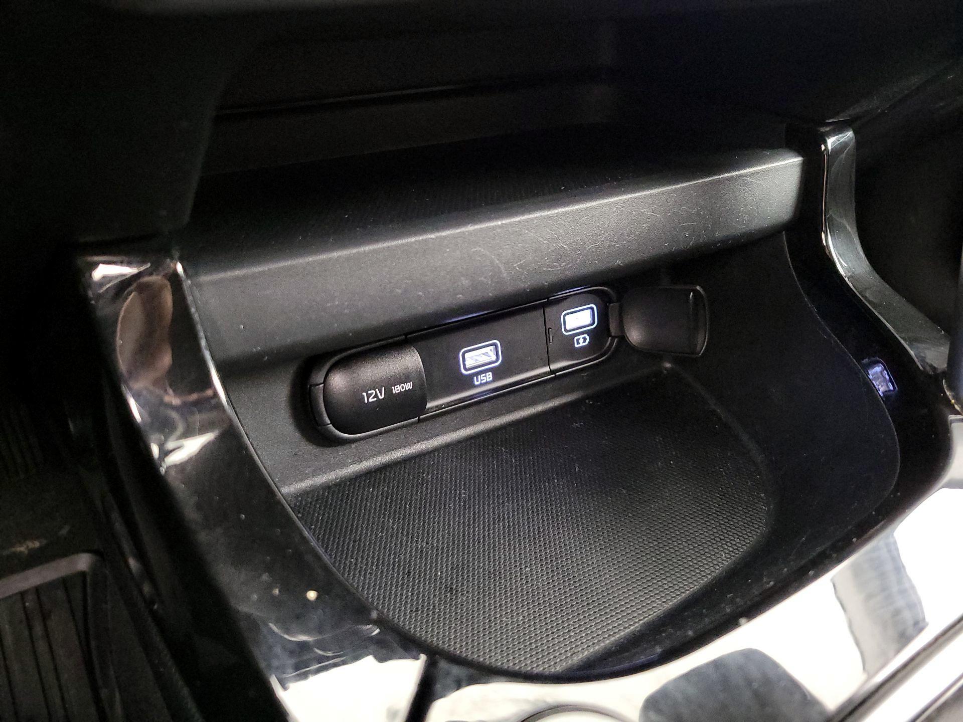 Thumbnail: 2023 Kia Seltos - 19