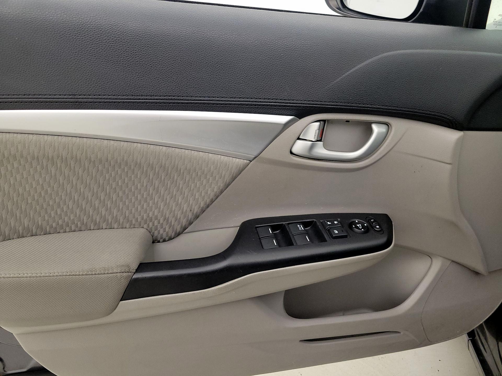 Thumbnail: 2014 Honda Civic - 12