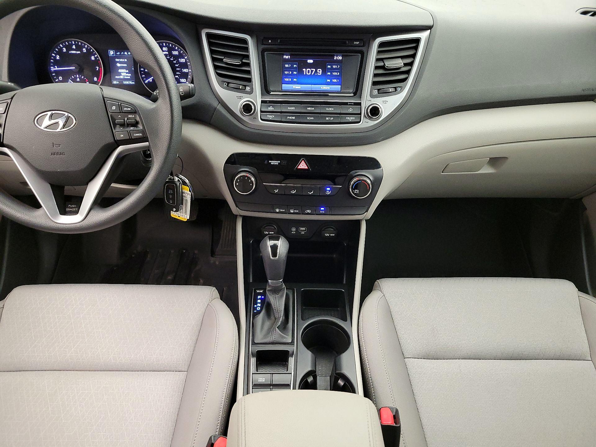 Thumbnail: 2016 Hyundai Tucson - 17