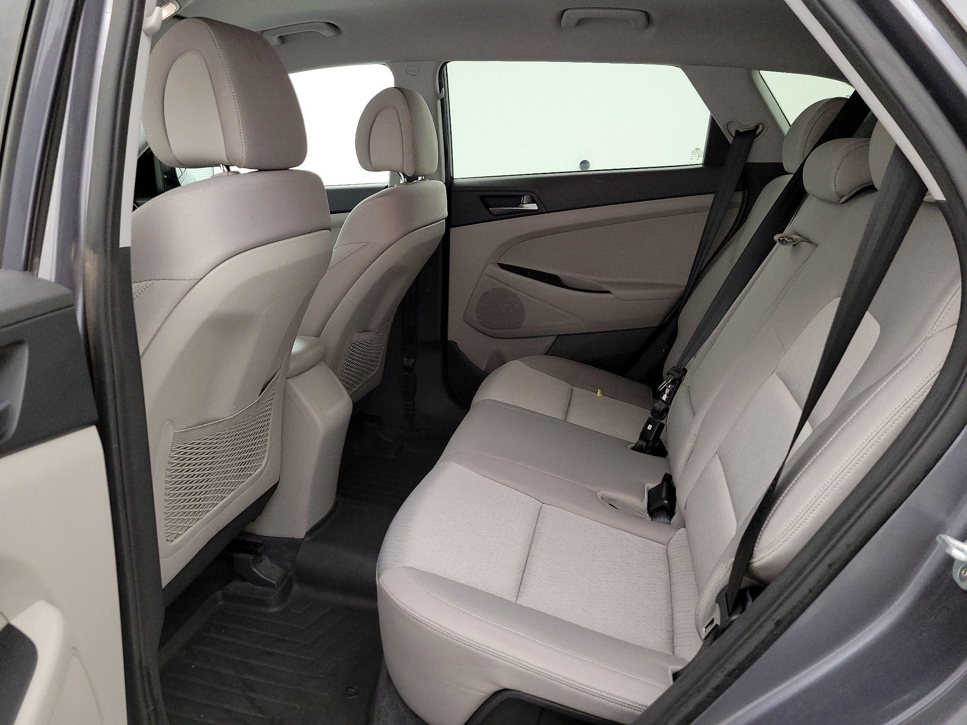 Thumbnail: 2016 Hyundai Tucson - 19