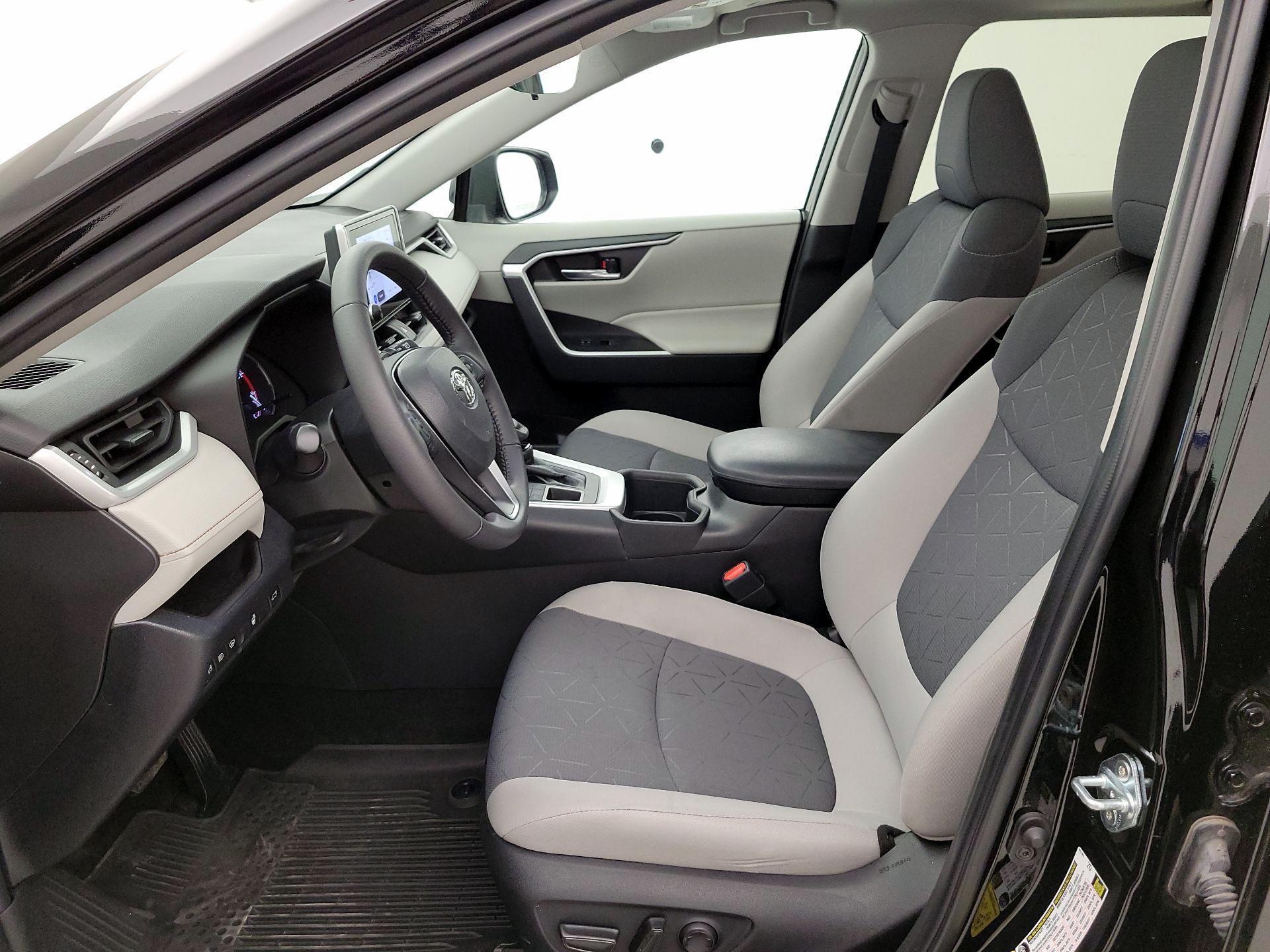 Thumbnail: 2023 Toyota RAV4 - 11