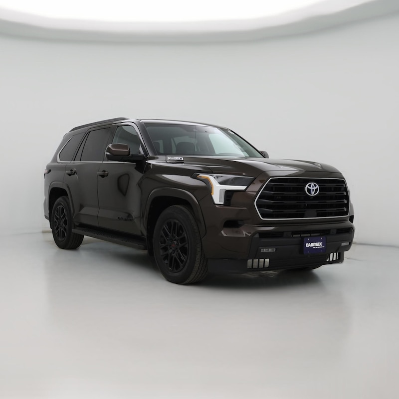 2023 Toyota Sequoia SR5