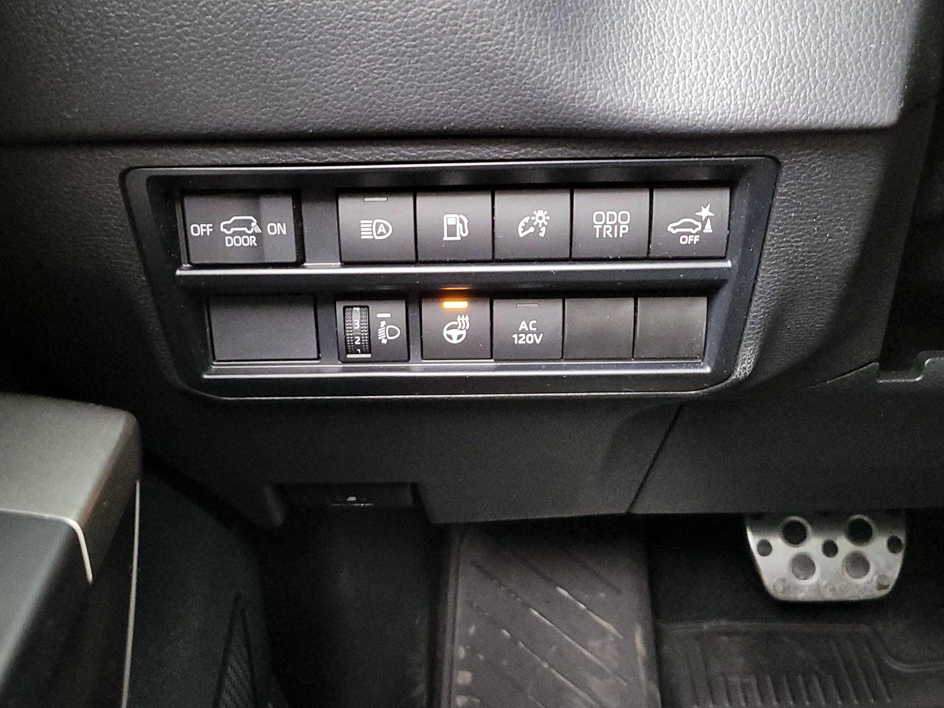 Thumbnail: 2023 Toyota Sequoia - 13