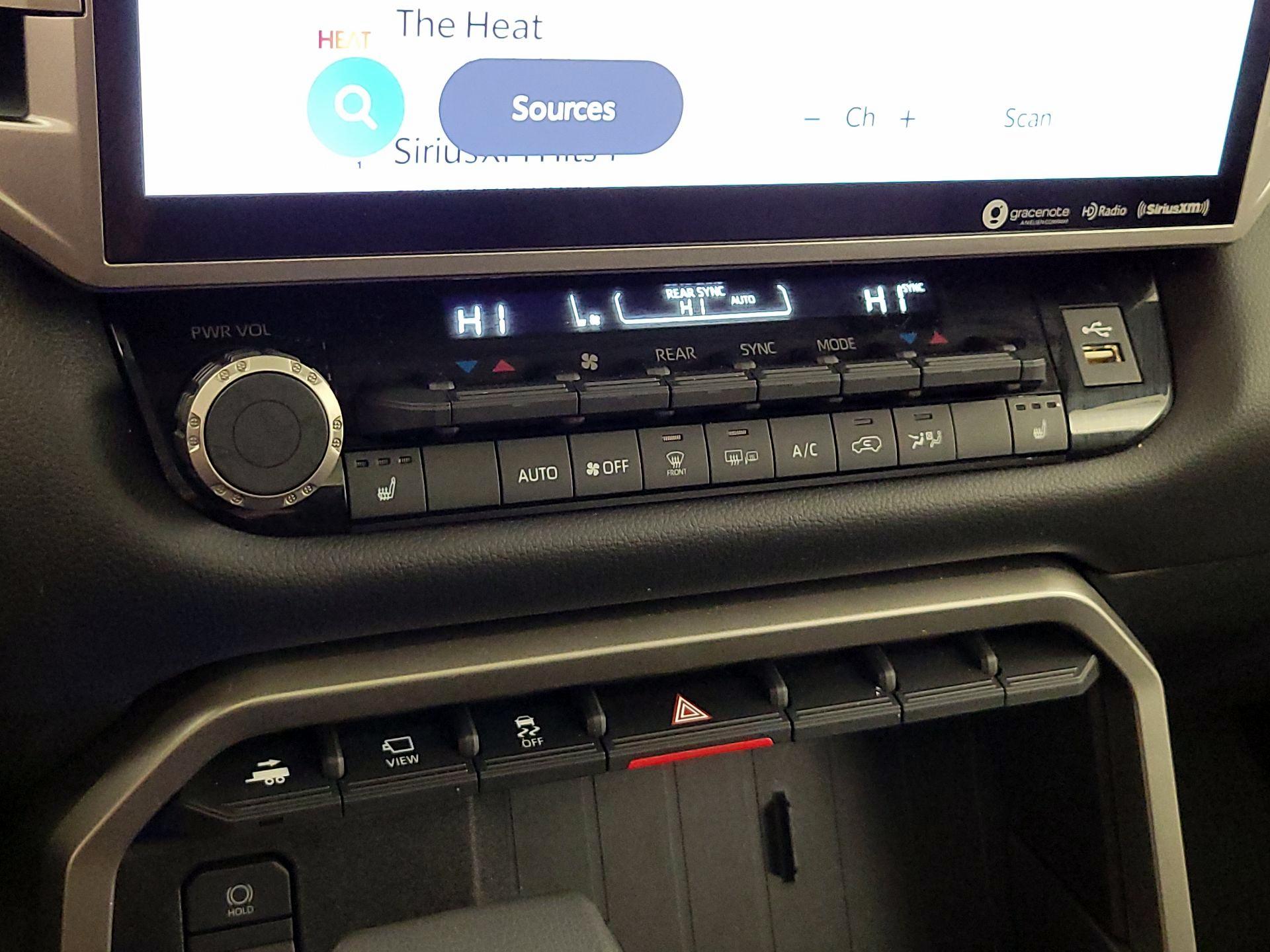 Thumbnail: 2023 Toyota Sequoia - 16