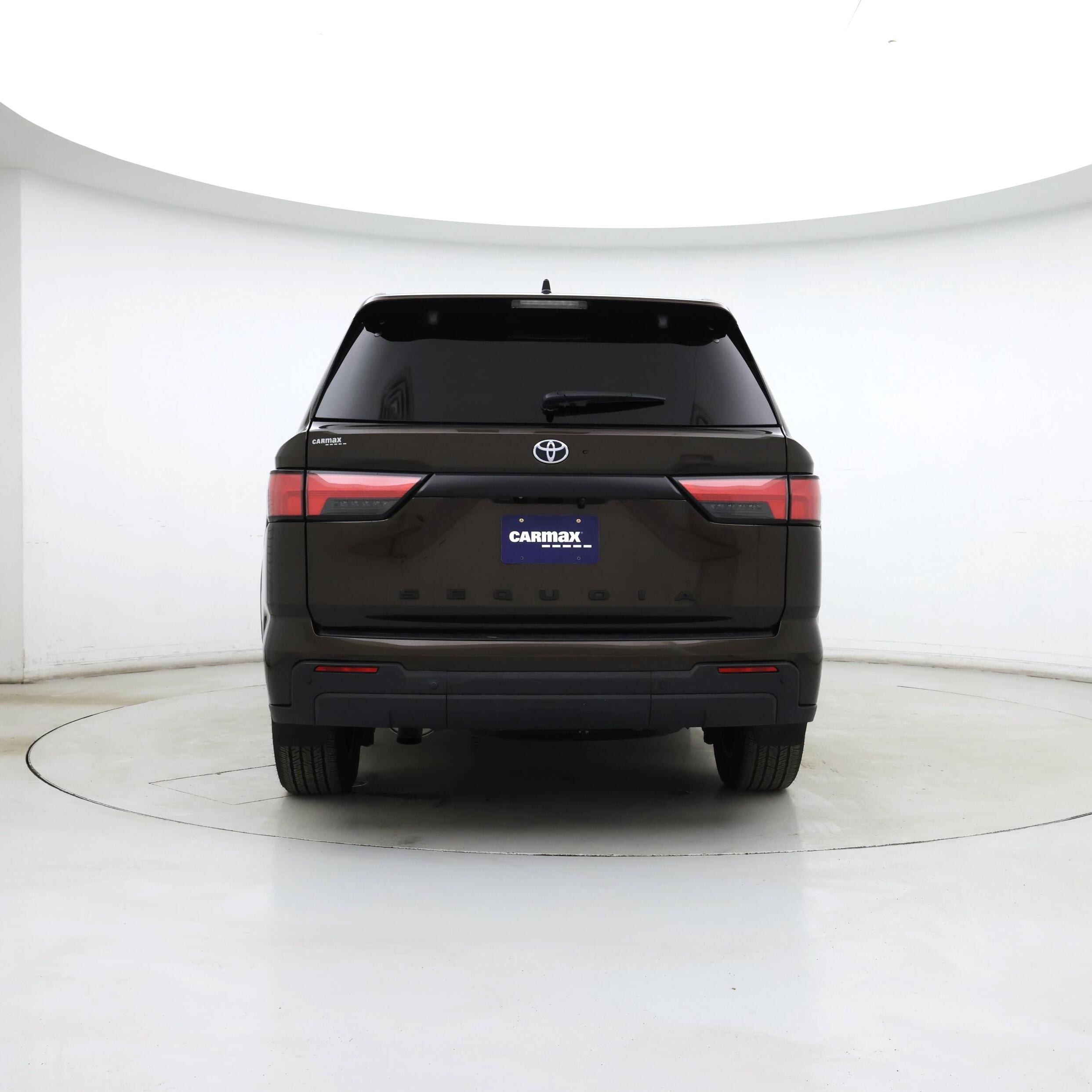 Thumbnail: 2023 Toyota Sequoia - 6