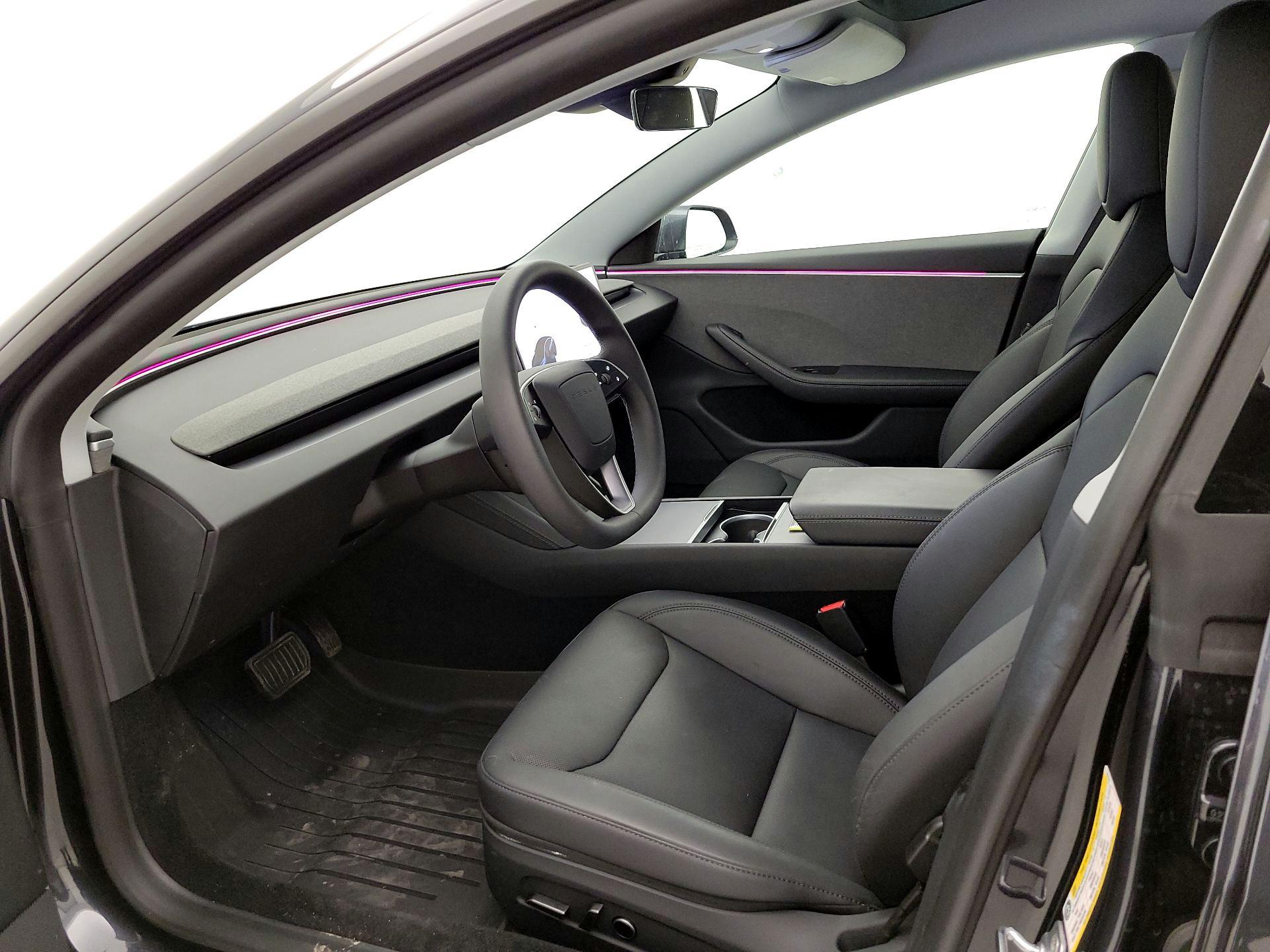 Thumbnail: 2025 Tesla Model 3 - 11