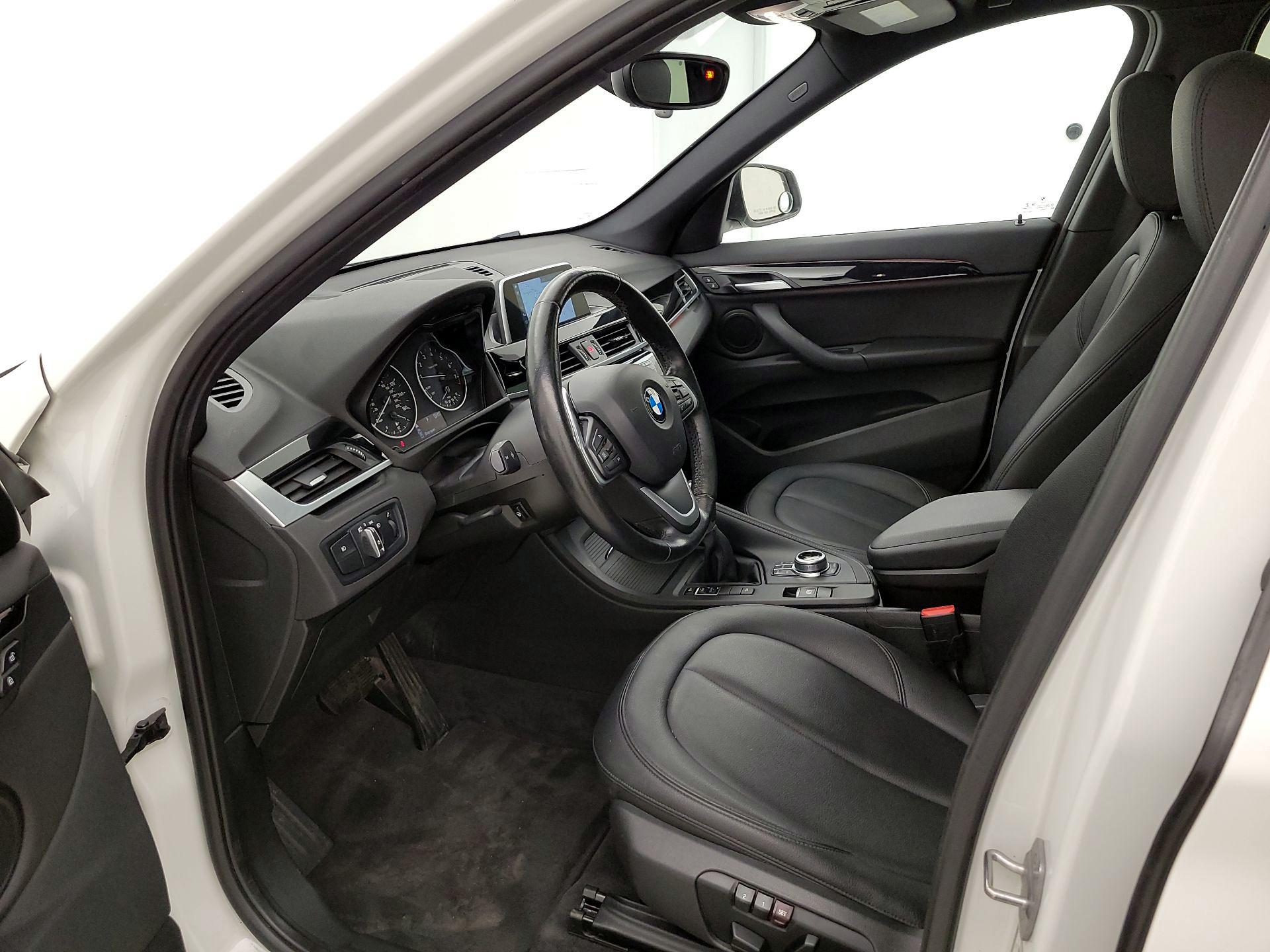 Thumbnail: 2018 BMW X1 - 11