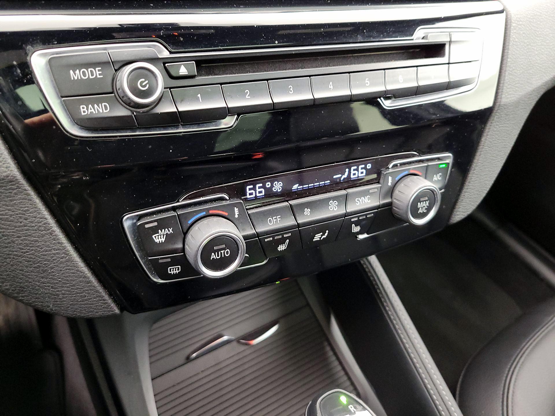 Thumbnail: 2018 BMW X1 - 17