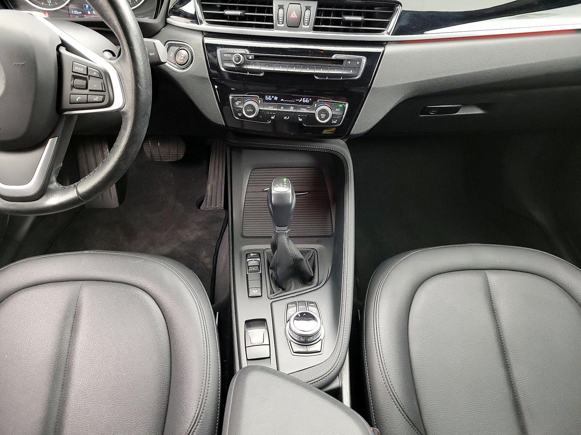 Thumbnail: 2018 BMW X1 - 18