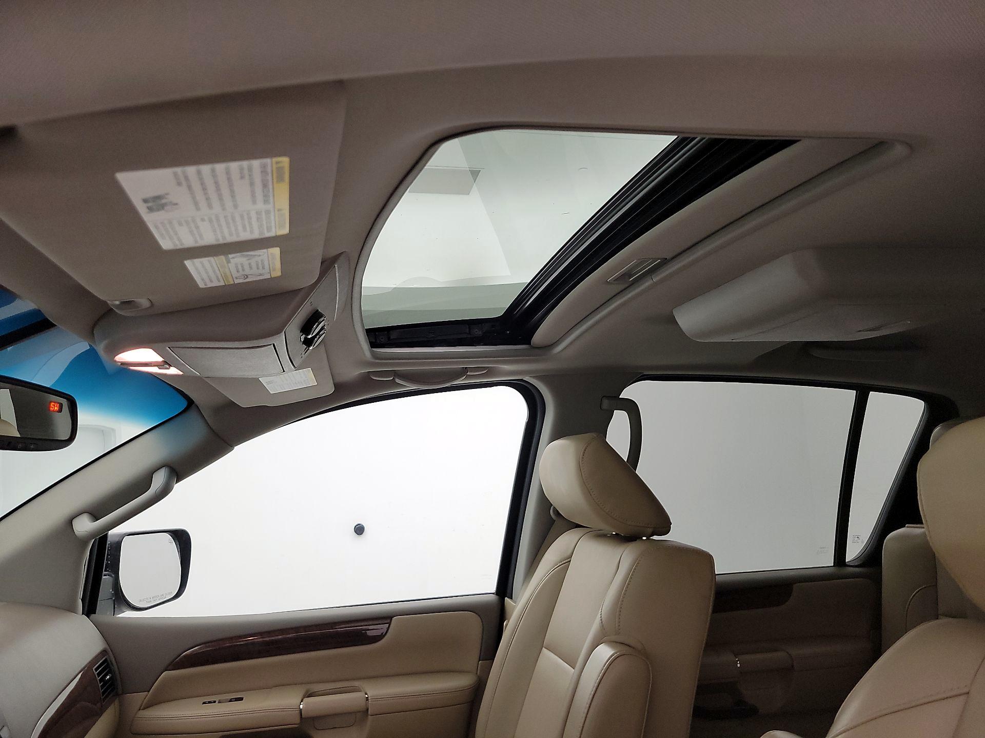 Thumbnail: 2014 Nissan Armada - 18