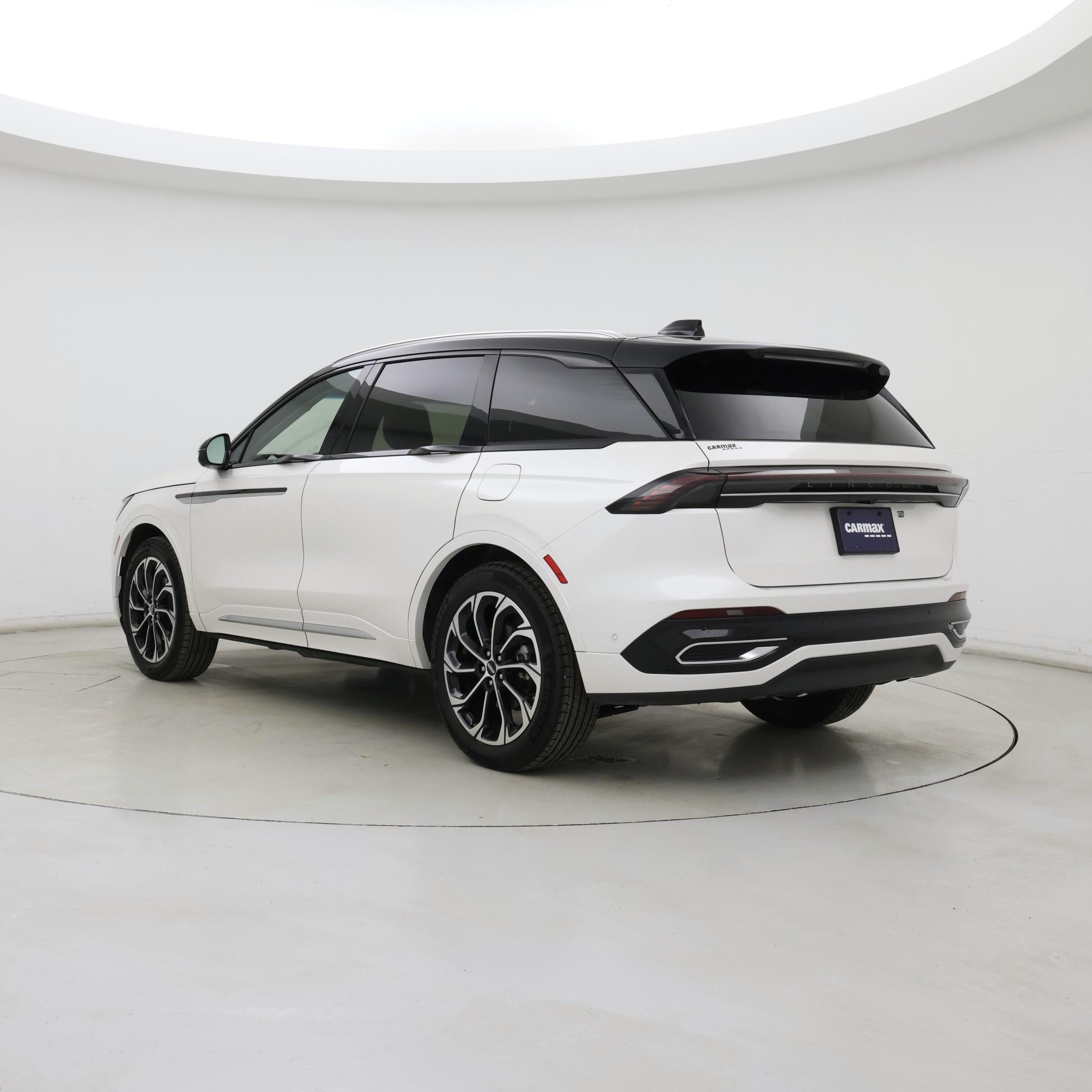 Thumbnail: 2024 Lincoln Nautilus - 2