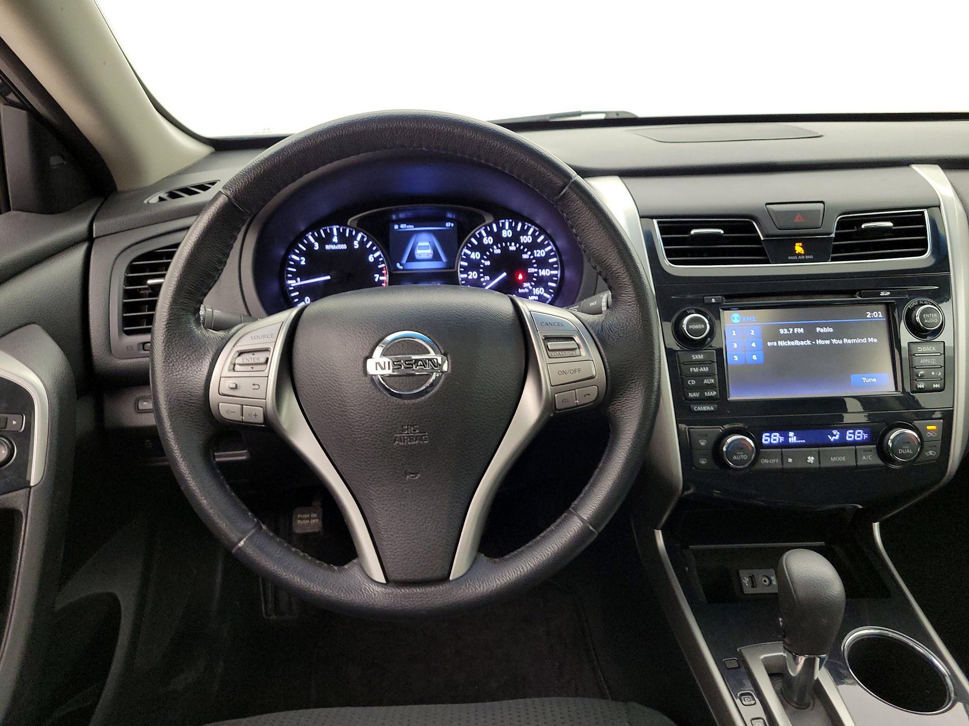 Thumbnail: 2014 Nissan Altima - 10