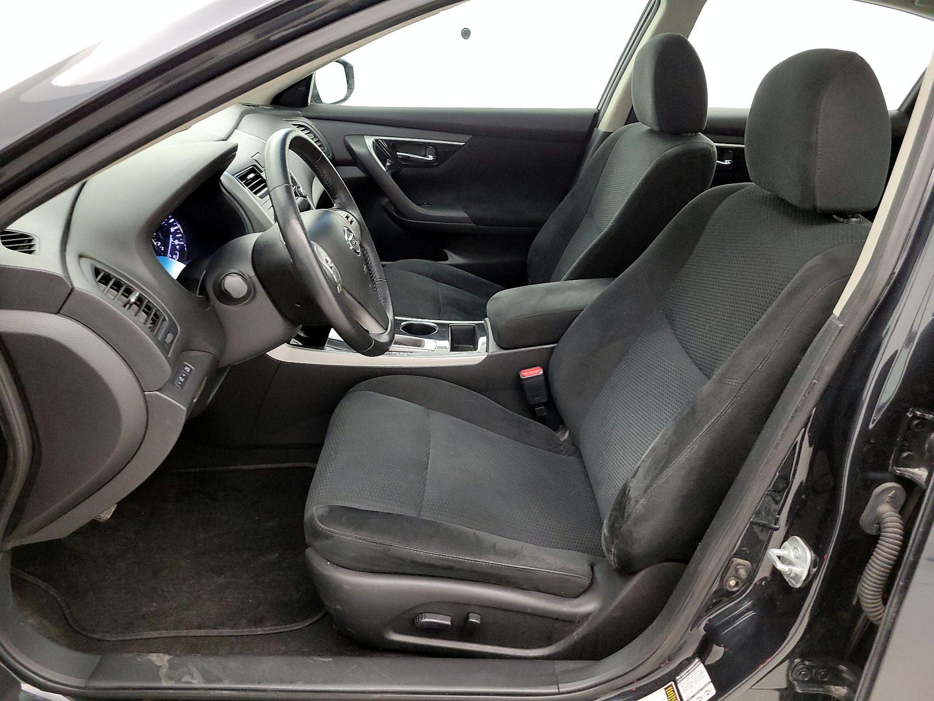 Thumbnail: 2014 Nissan Altima - 11