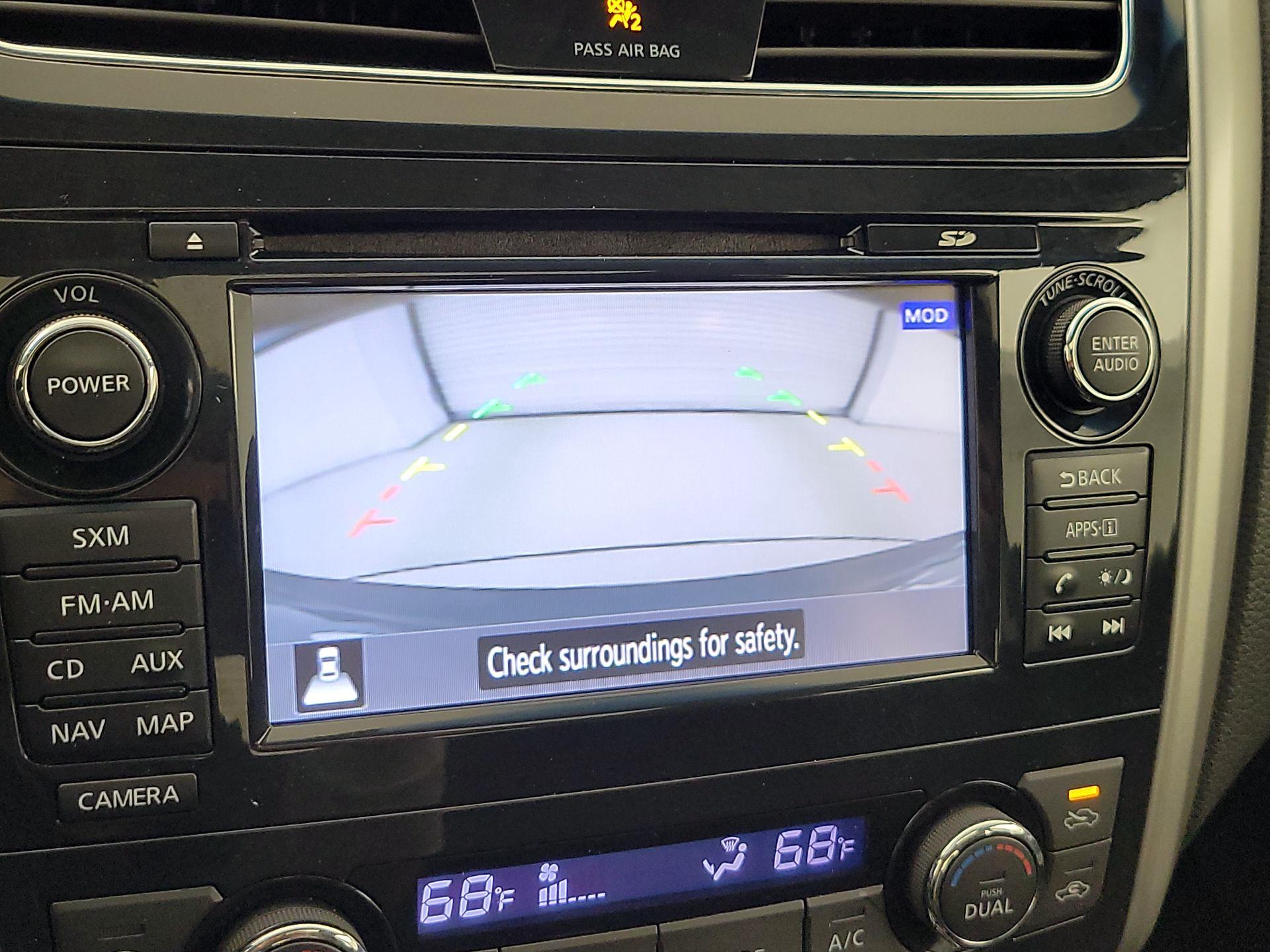 Thumbnail: 2014 Nissan Altima - 15