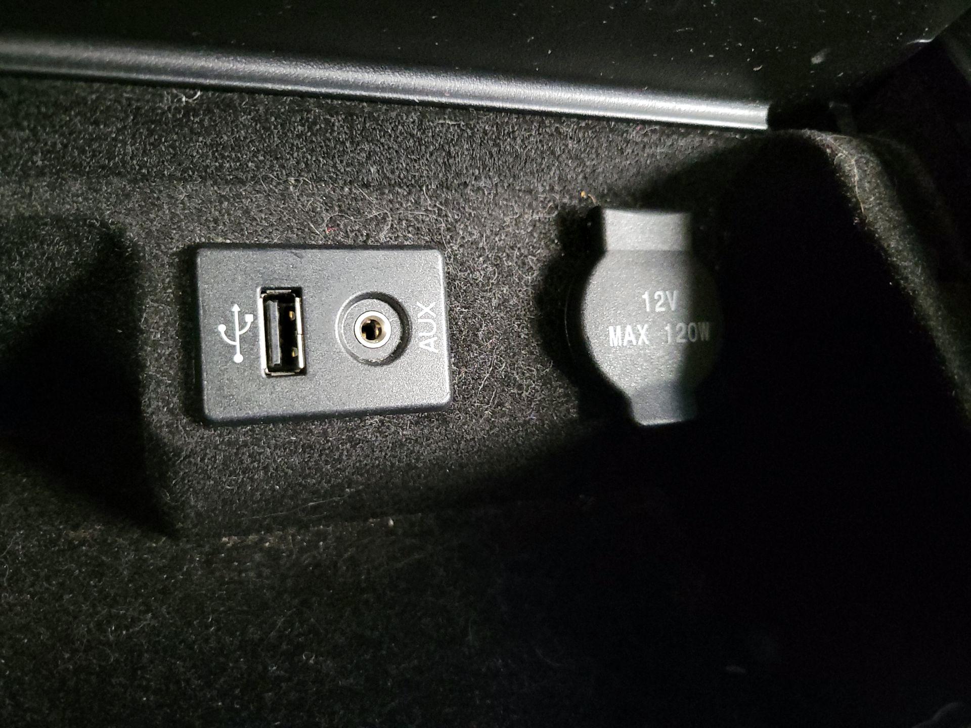 Thumbnail: 2014 Nissan Altima - 19