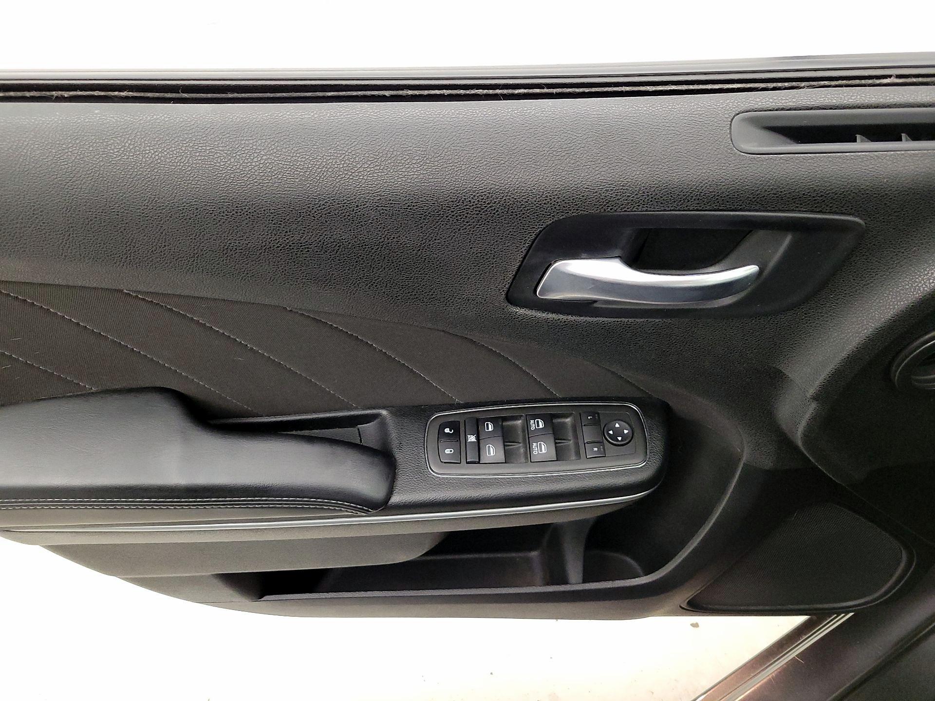 Thumbnail: 2022 Dodge Charger - 12