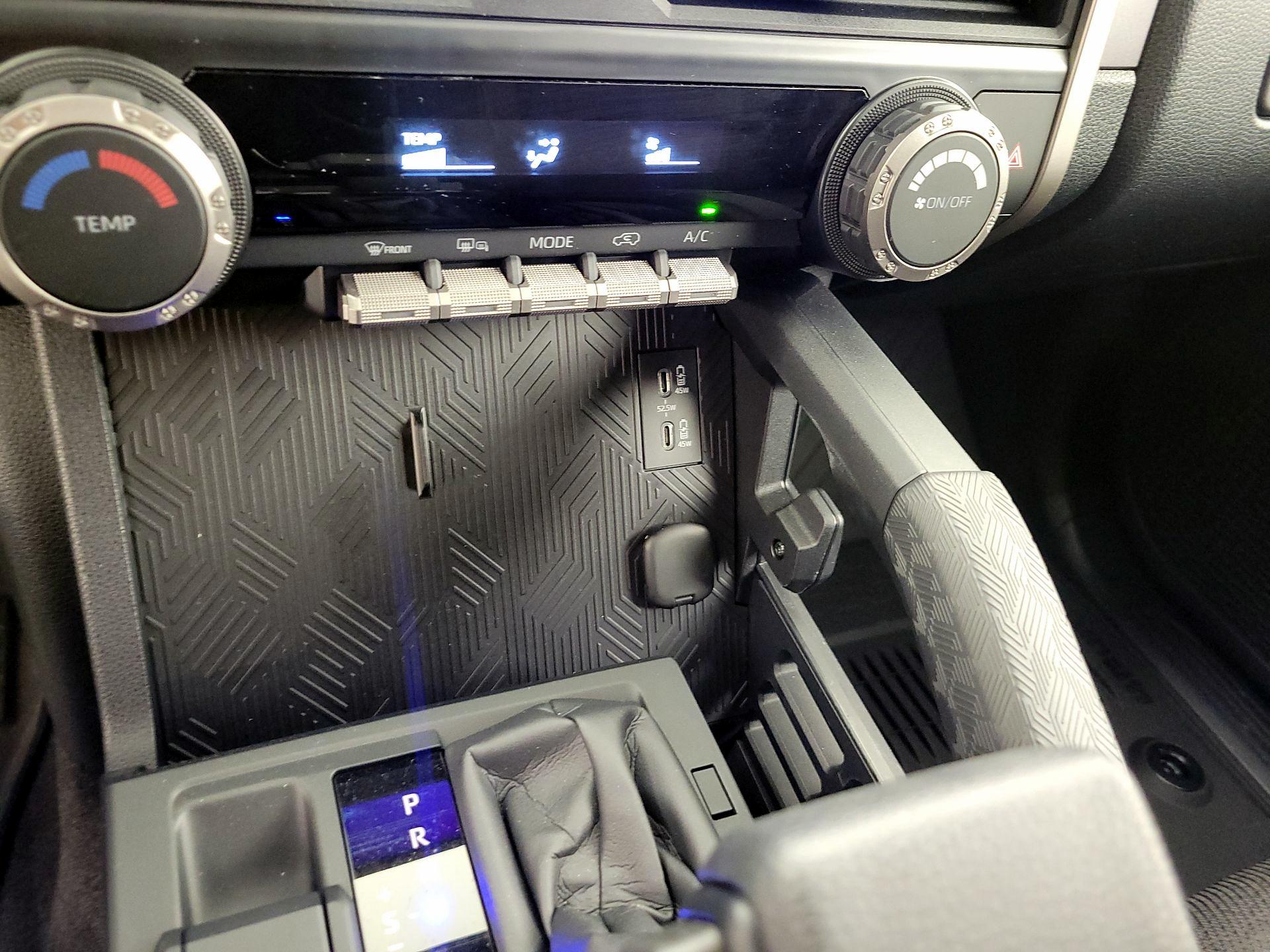 Thumbnail: 2025 Toyota 4Runner - 19