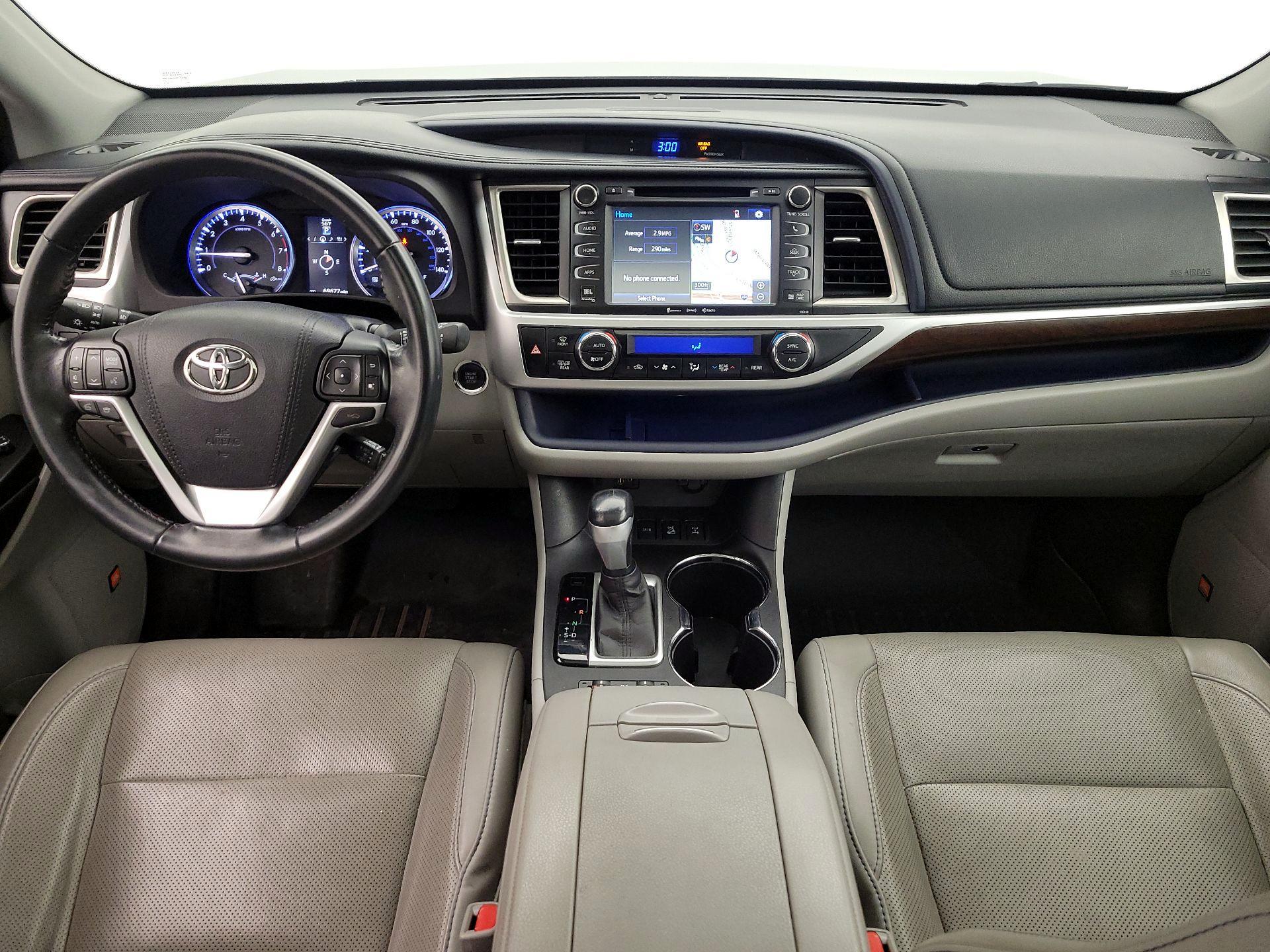 Thumbnail: 2016 Toyota Highlander - 9