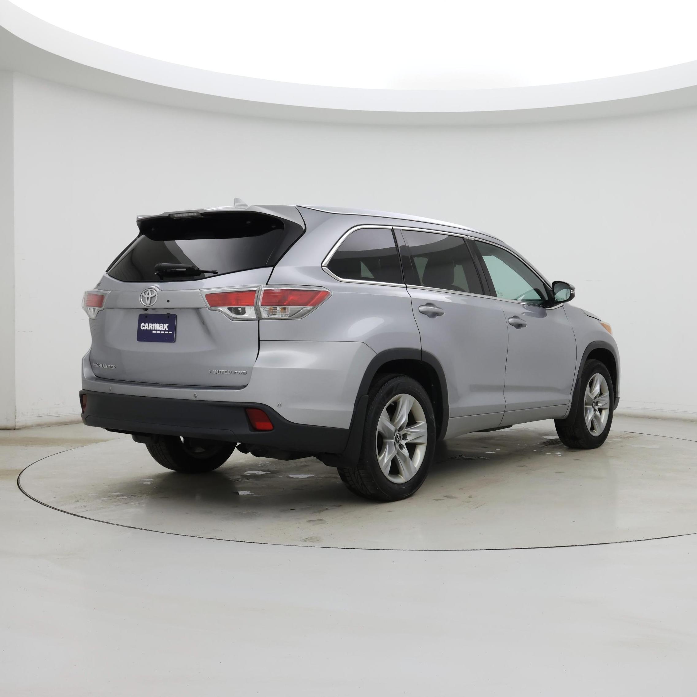 Thumbnail: 2016 Toyota Highlander - 8