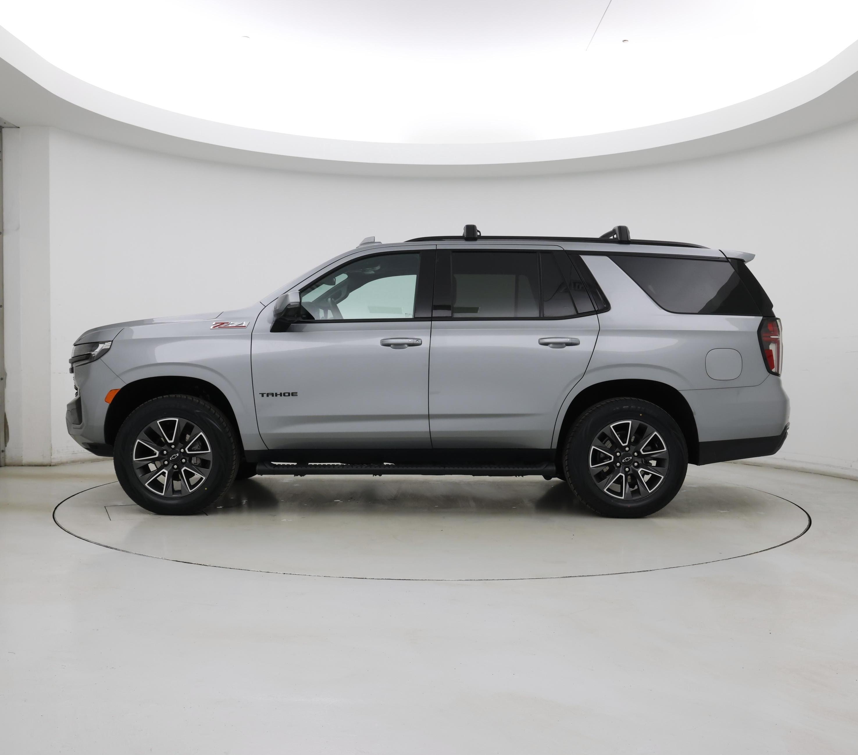 Thumbnail: 2024 Chevrolet Tahoe - 3