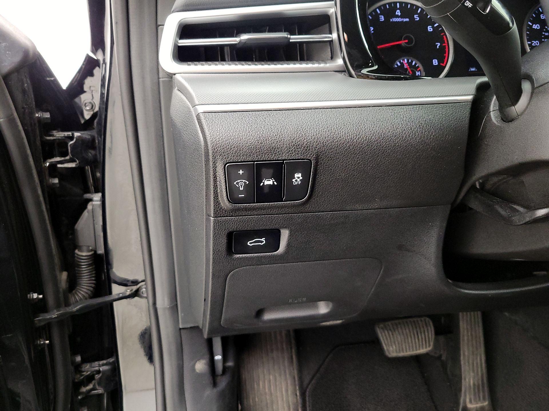 Thumbnail: 2023 Kia K5 - 13