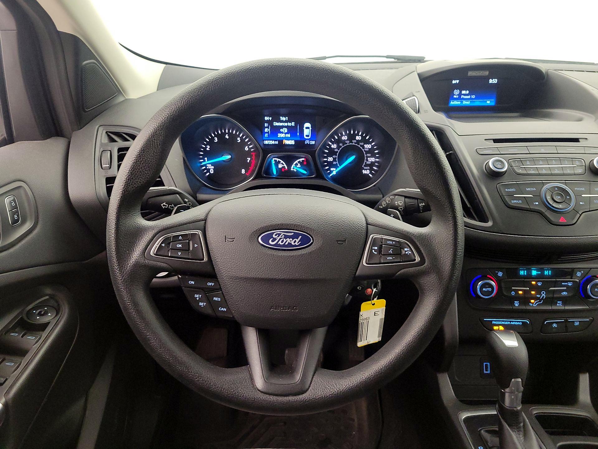 Thumbnail: 2017 Ford Escape - 10