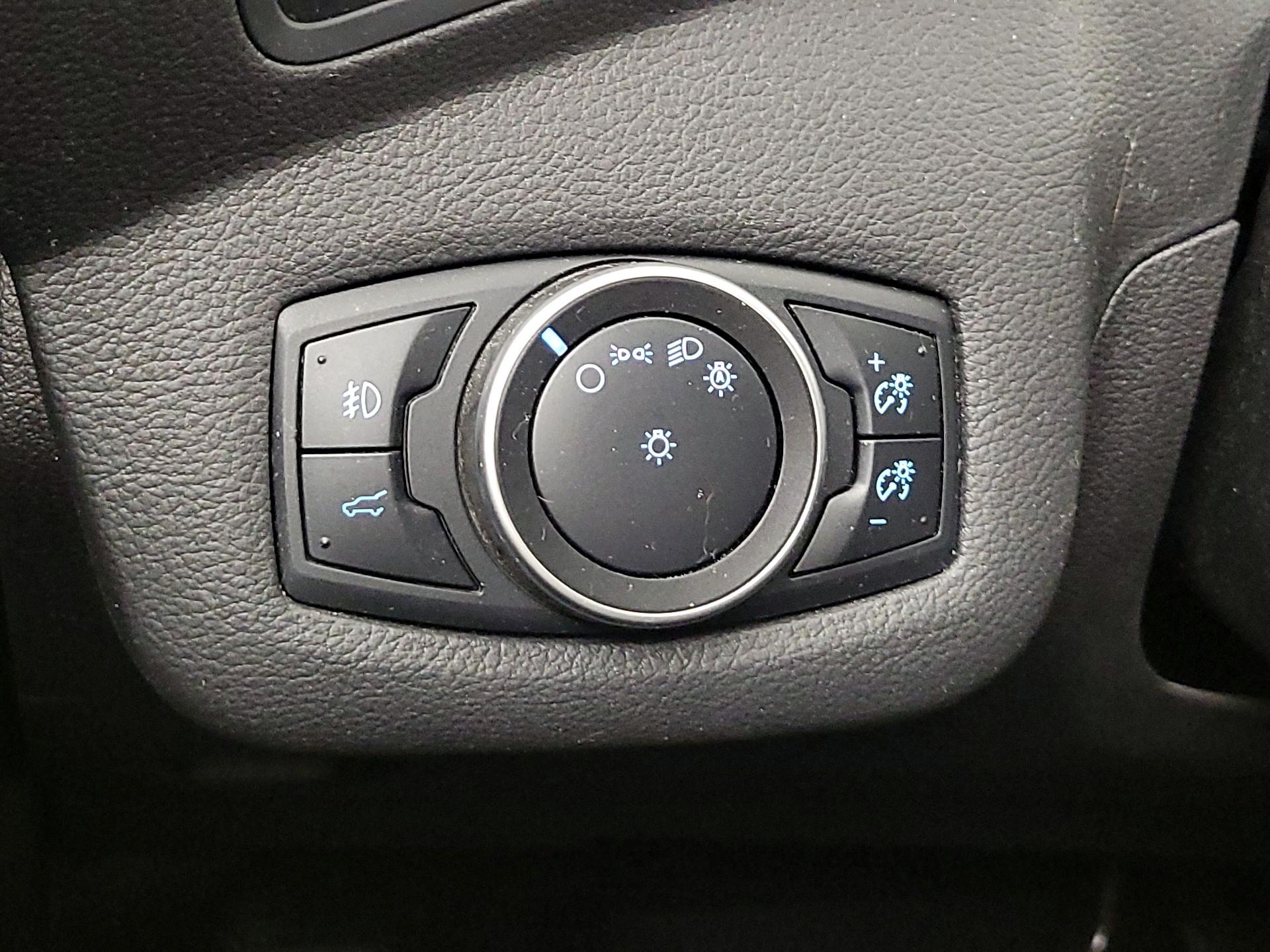 Thumbnail: 2017 Ford Escape - 13