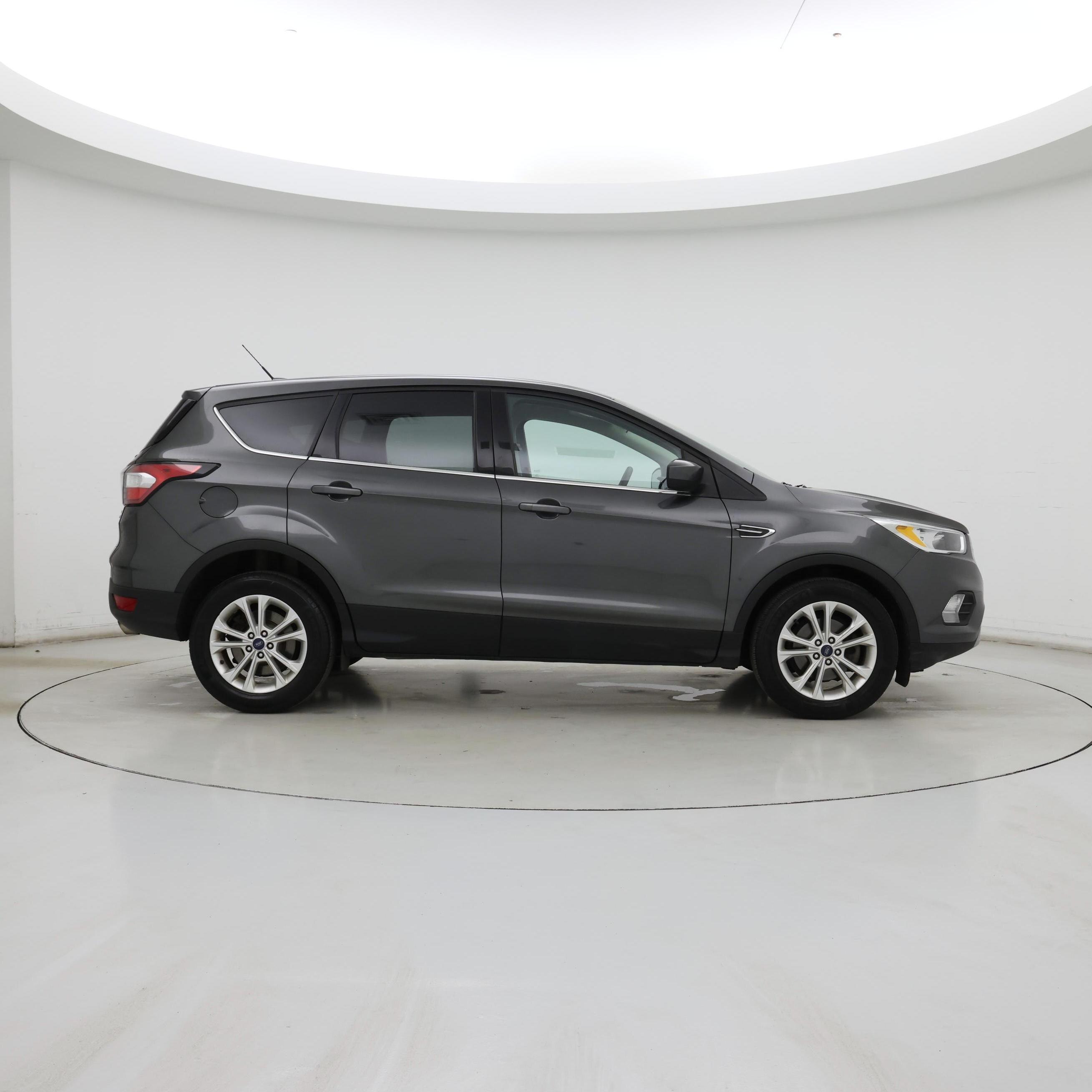 Thumbnail: 2017 Ford Escape - 7