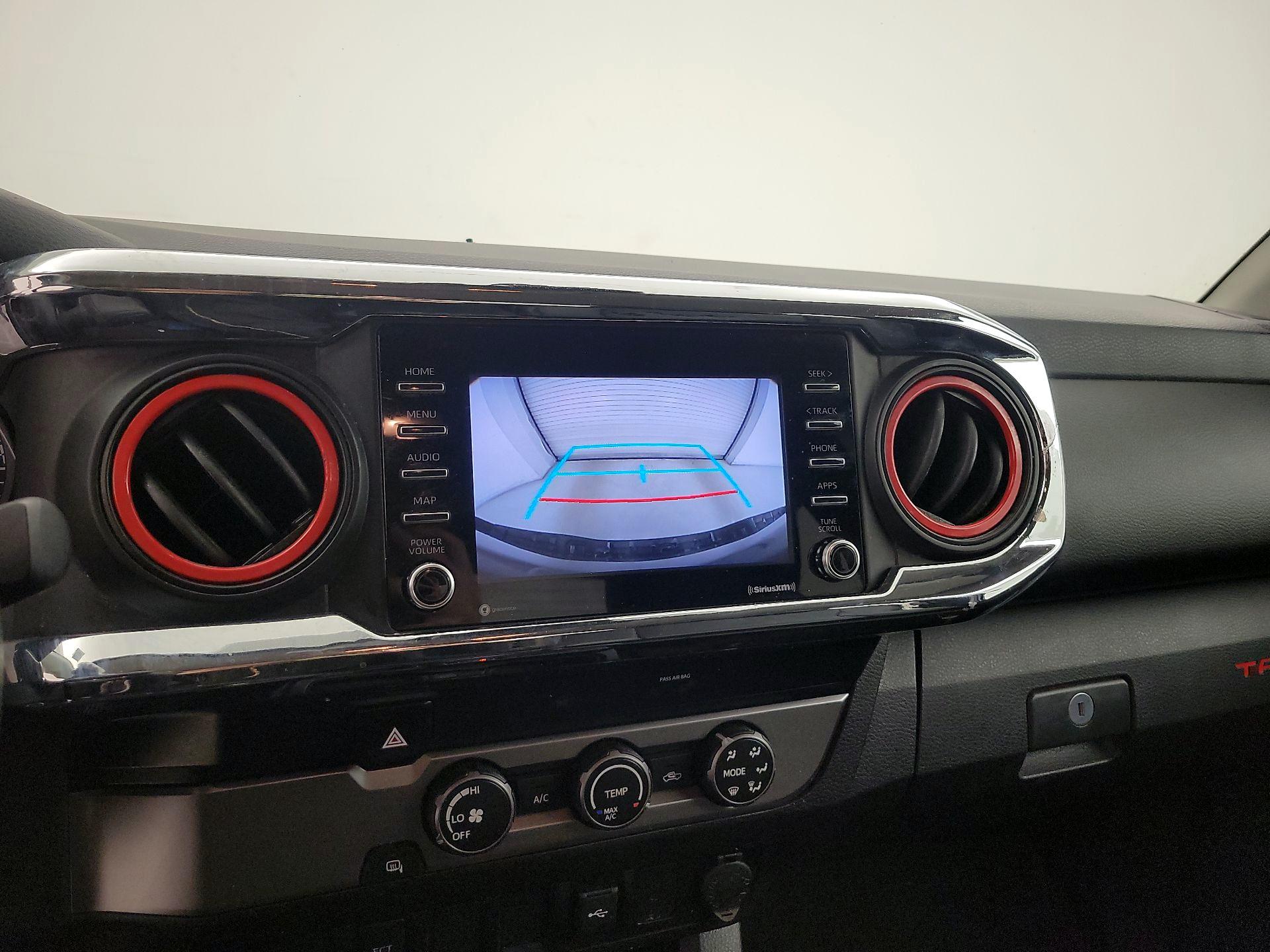 Thumbnail: 2021 Toyota Tacoma - 15