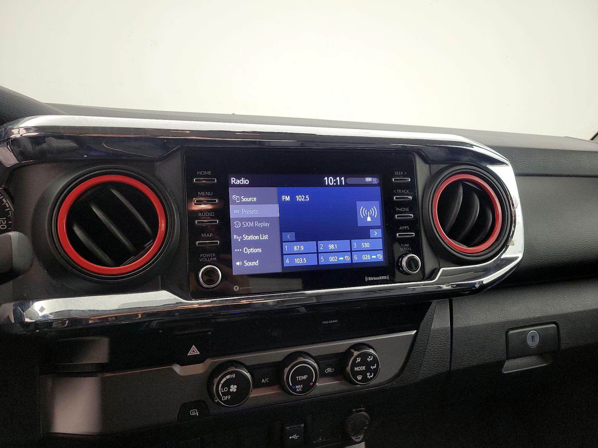 Thumbnail: 2021 Toyota Tacoma - 16