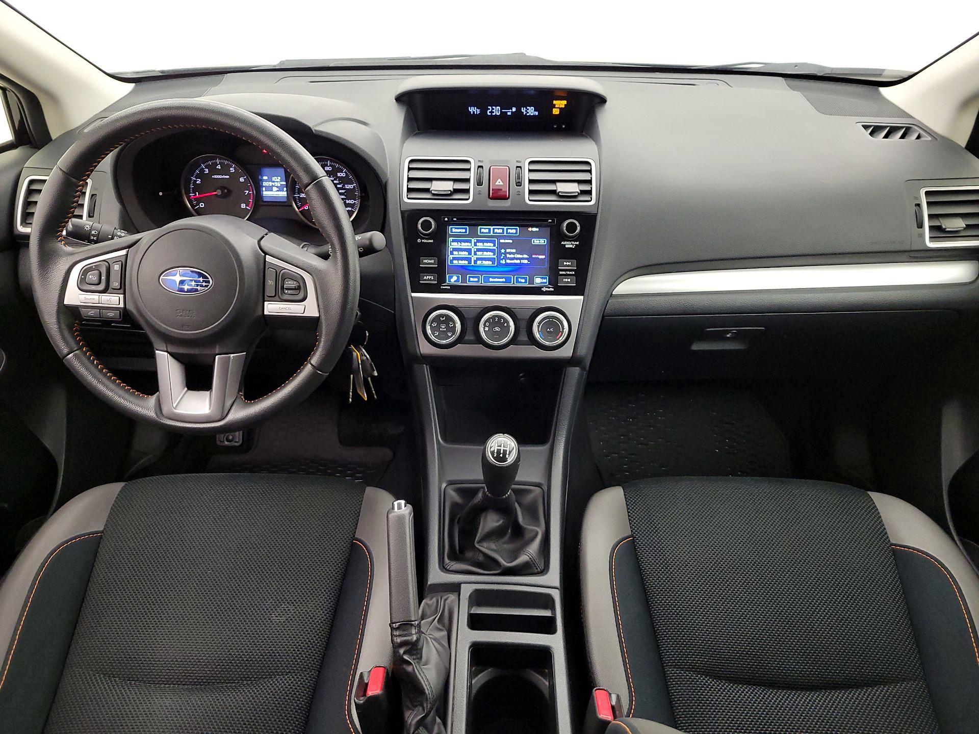 Thumbnail: 2017 Subaru Crosstrek - 9