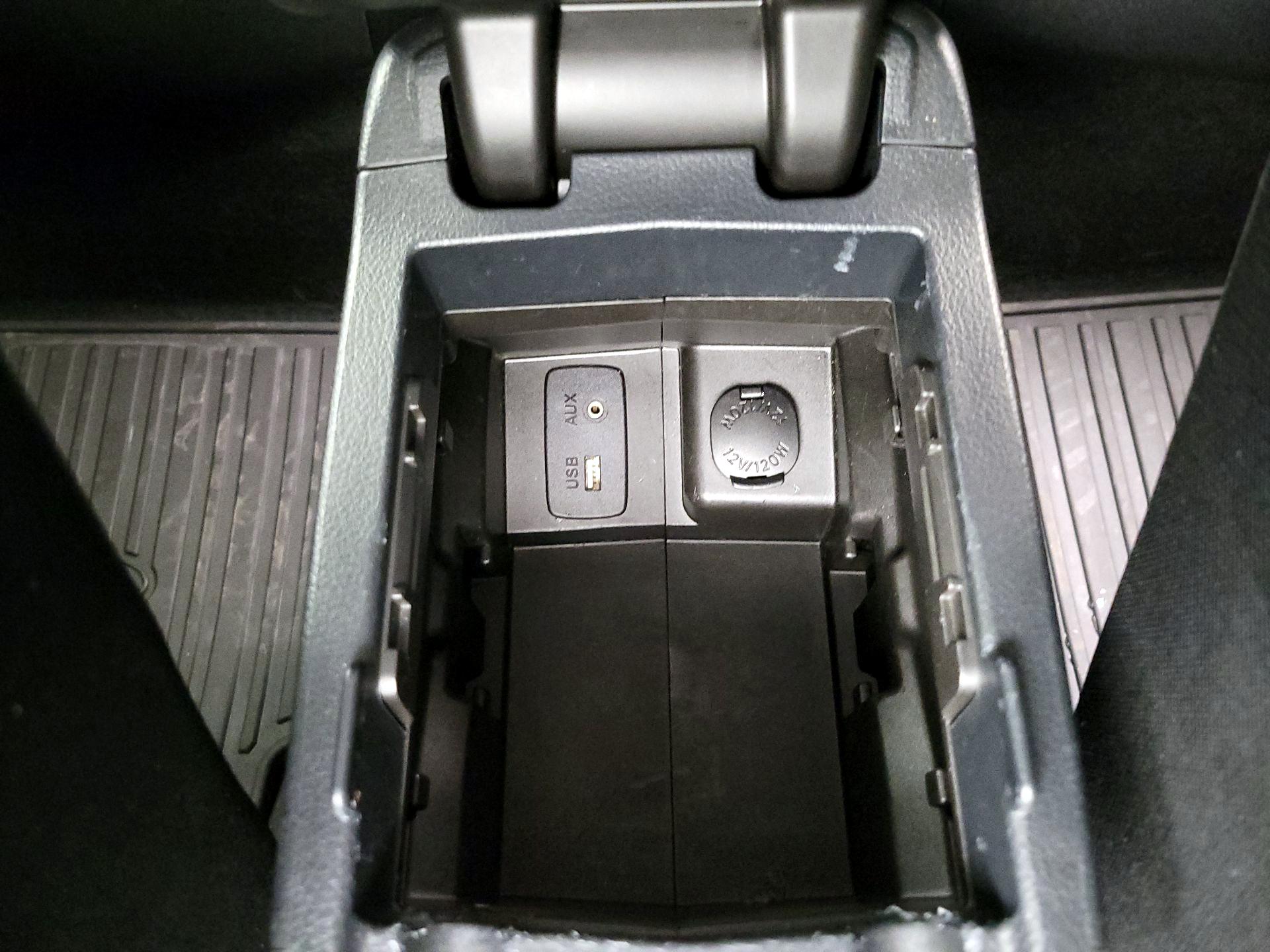 Thumbnail: 2017 Subaru Crosstrek - 18