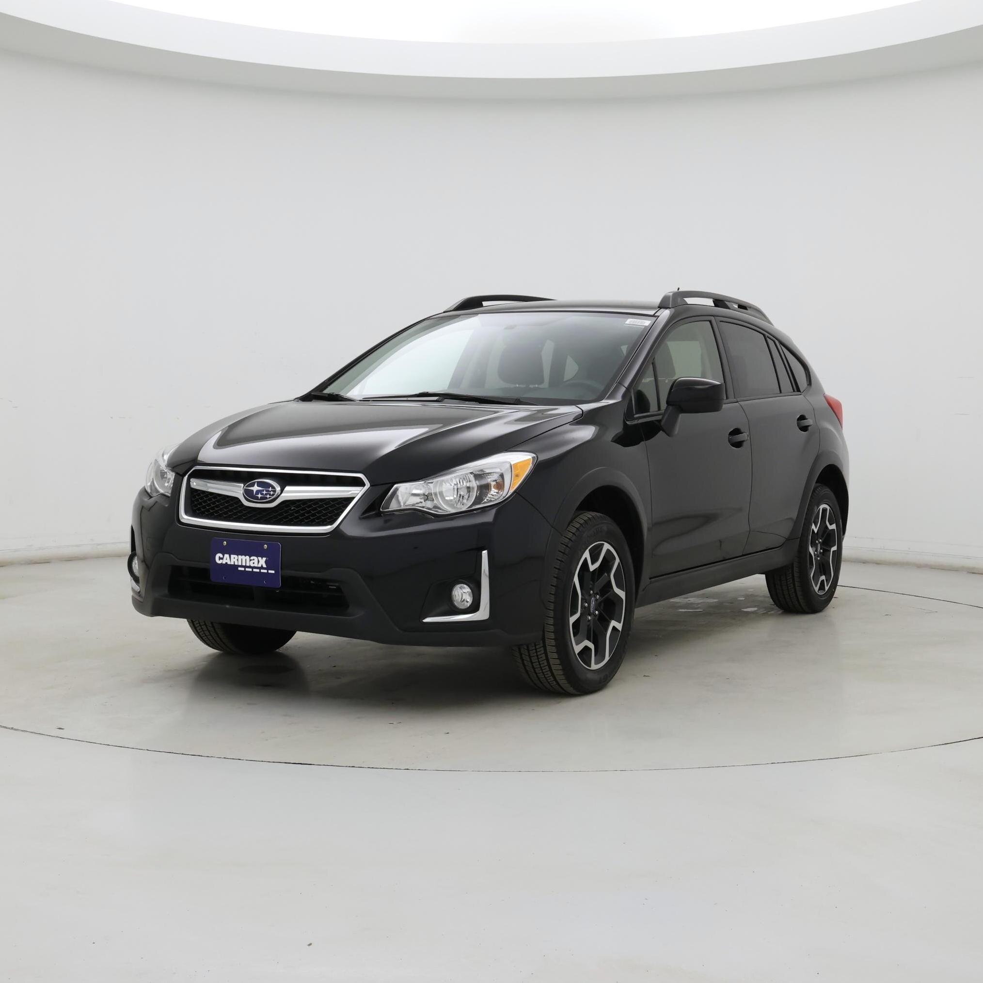 Thumbnail: 2017 Subaru Crosstrek - 4