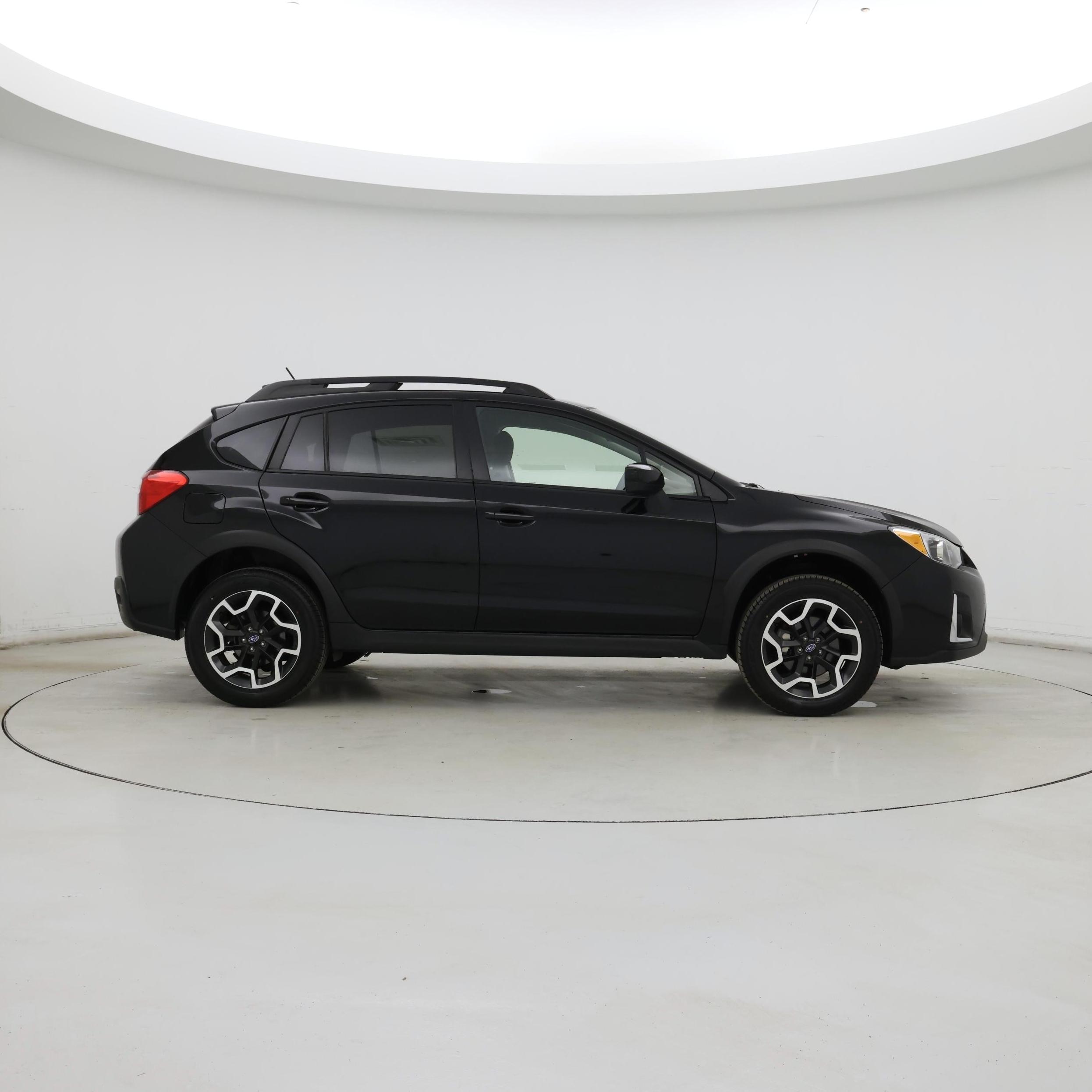 Thumbnail: 2017 Subaru Crosstrek - 7