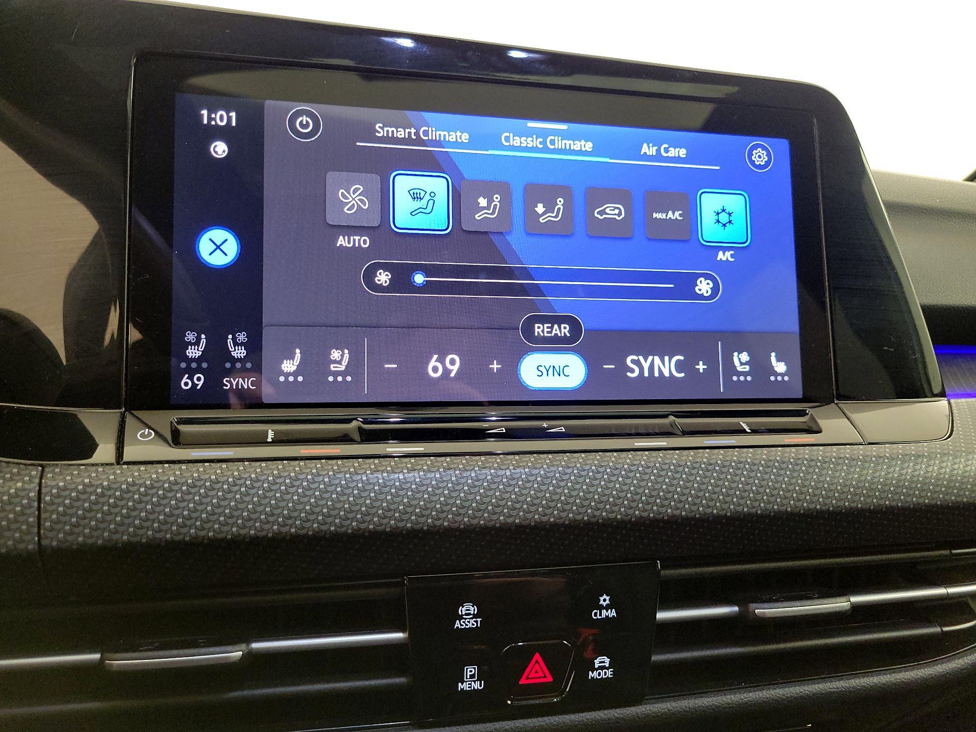 Thumbnail: 2024 Volkswagen Golf - 16