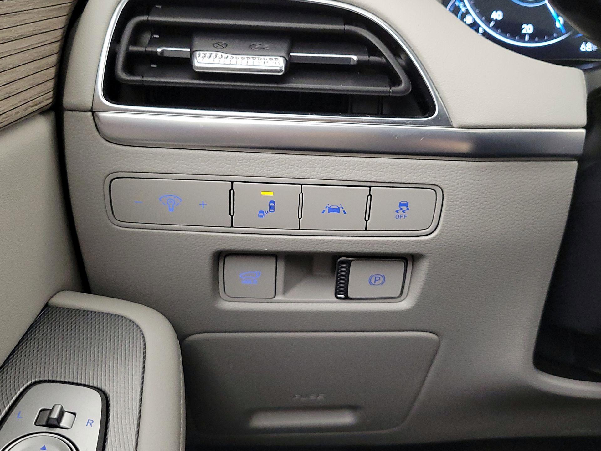 Thumbnail: 2022 Hyundai Palisade - 13