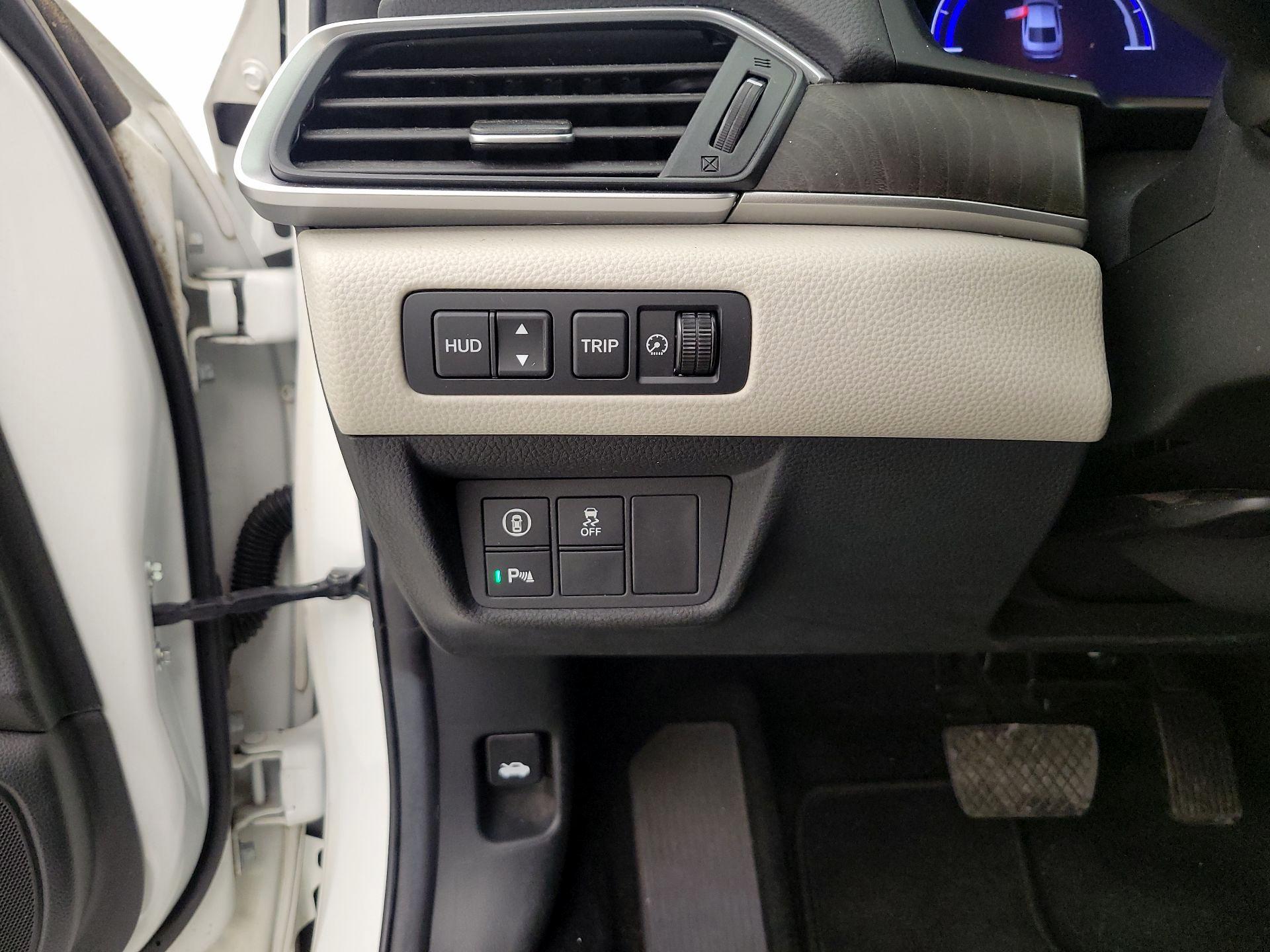 Thumbnail: 2019 Honda Accord - 13