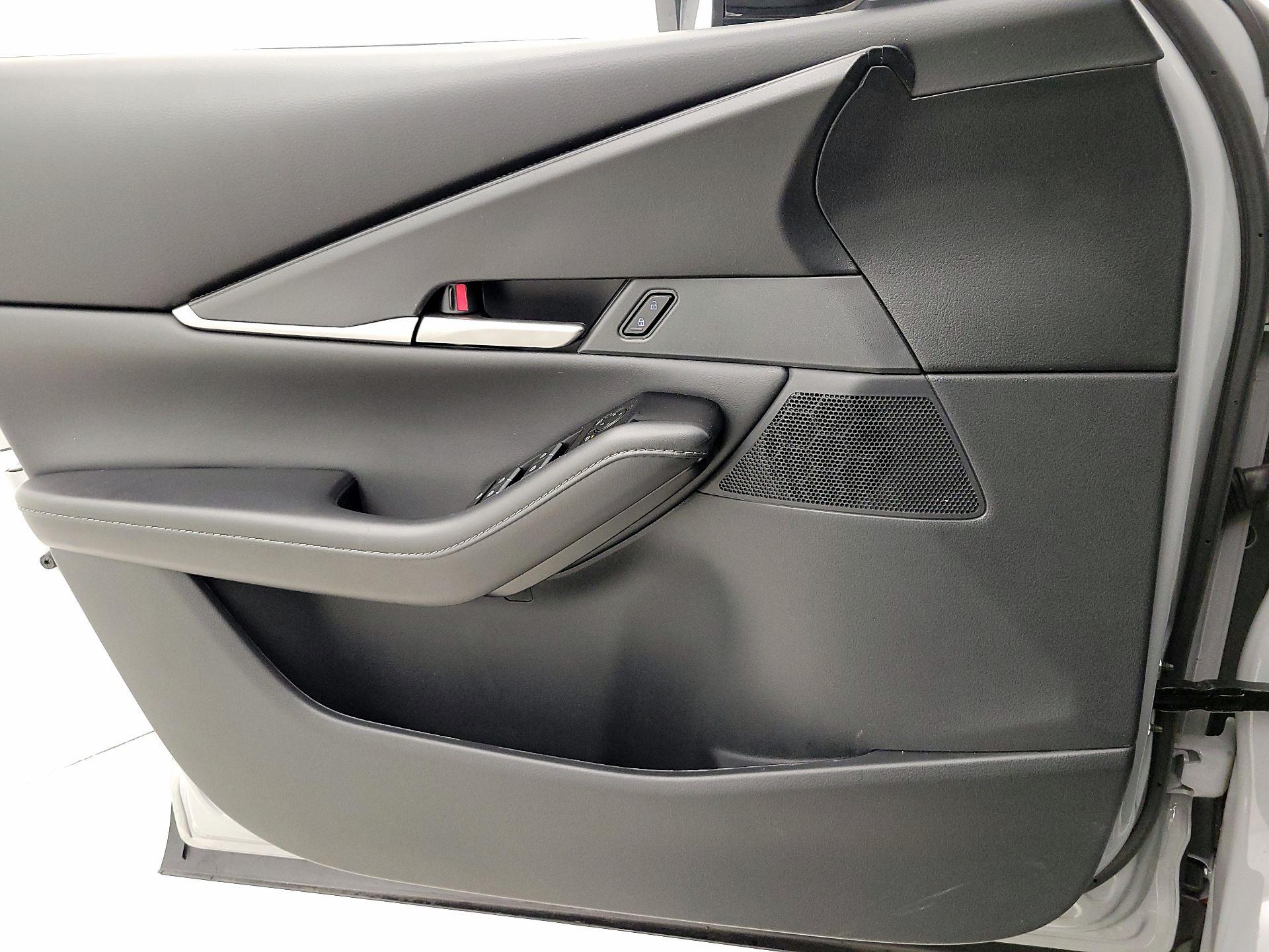 Thumbnail: 2025 Mazda CX-30 - 12